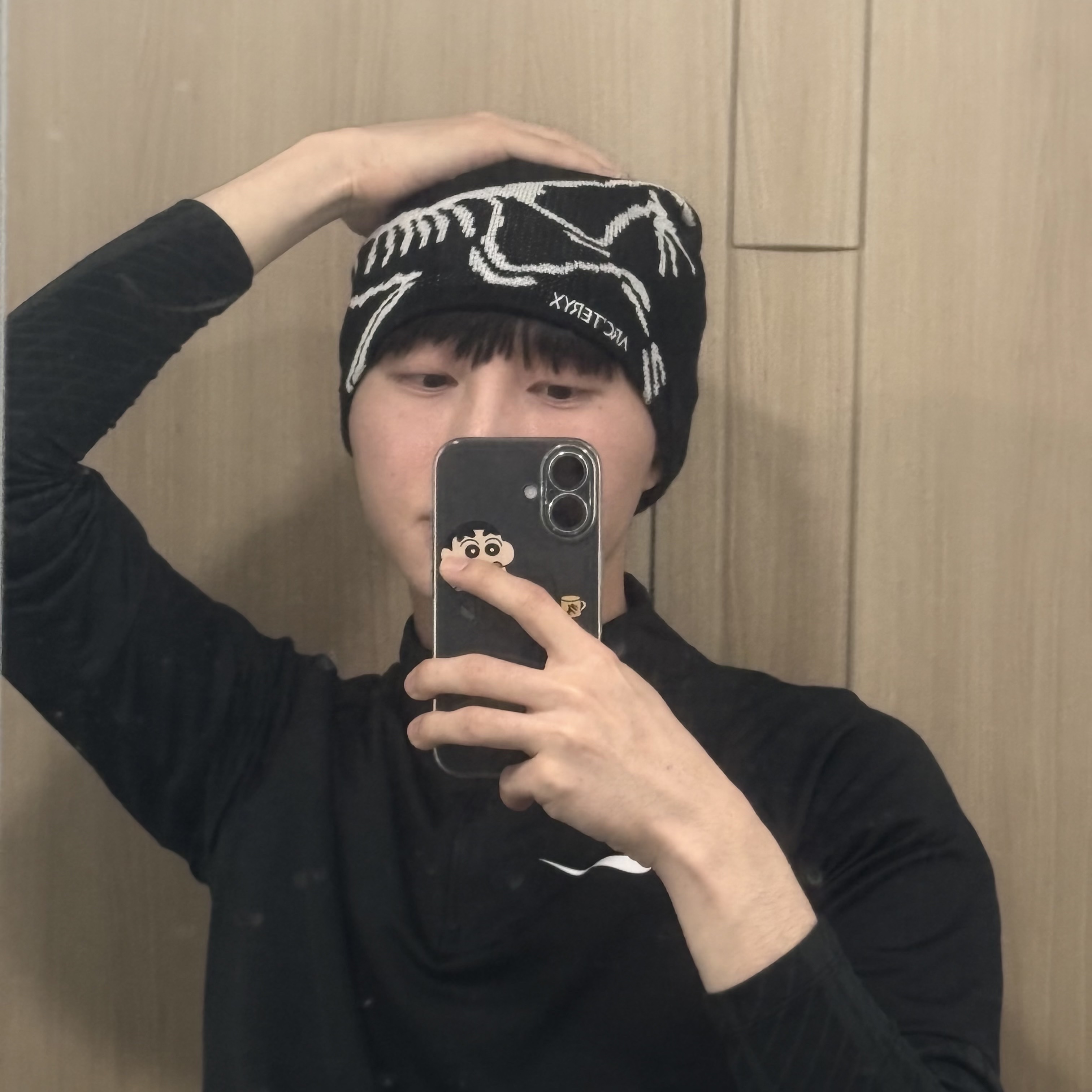 Arc'teryx Bird Head Toque Orca 착용 스타일