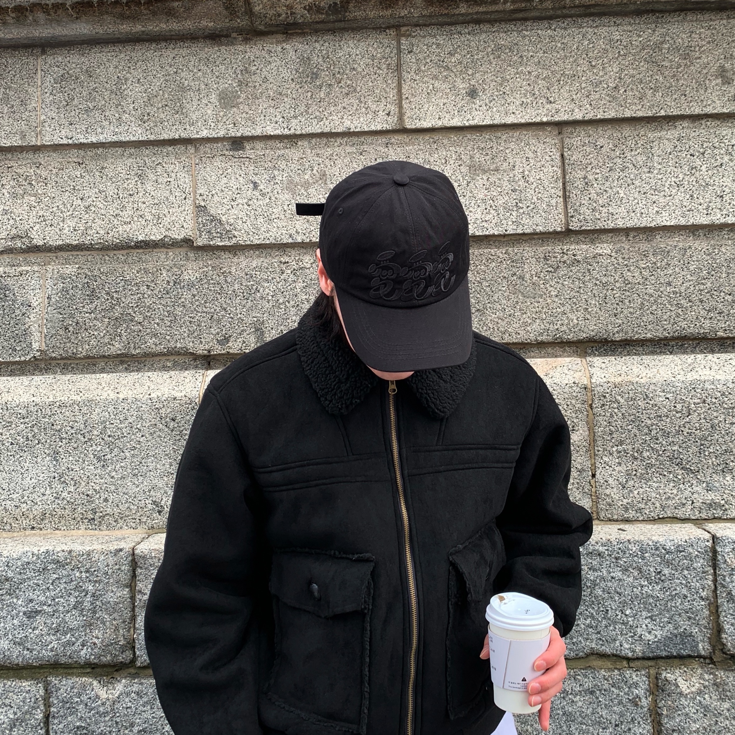 LUVLUVLUV SV The Most Basic Baseball Cap Black 착용 스타일 - 5
