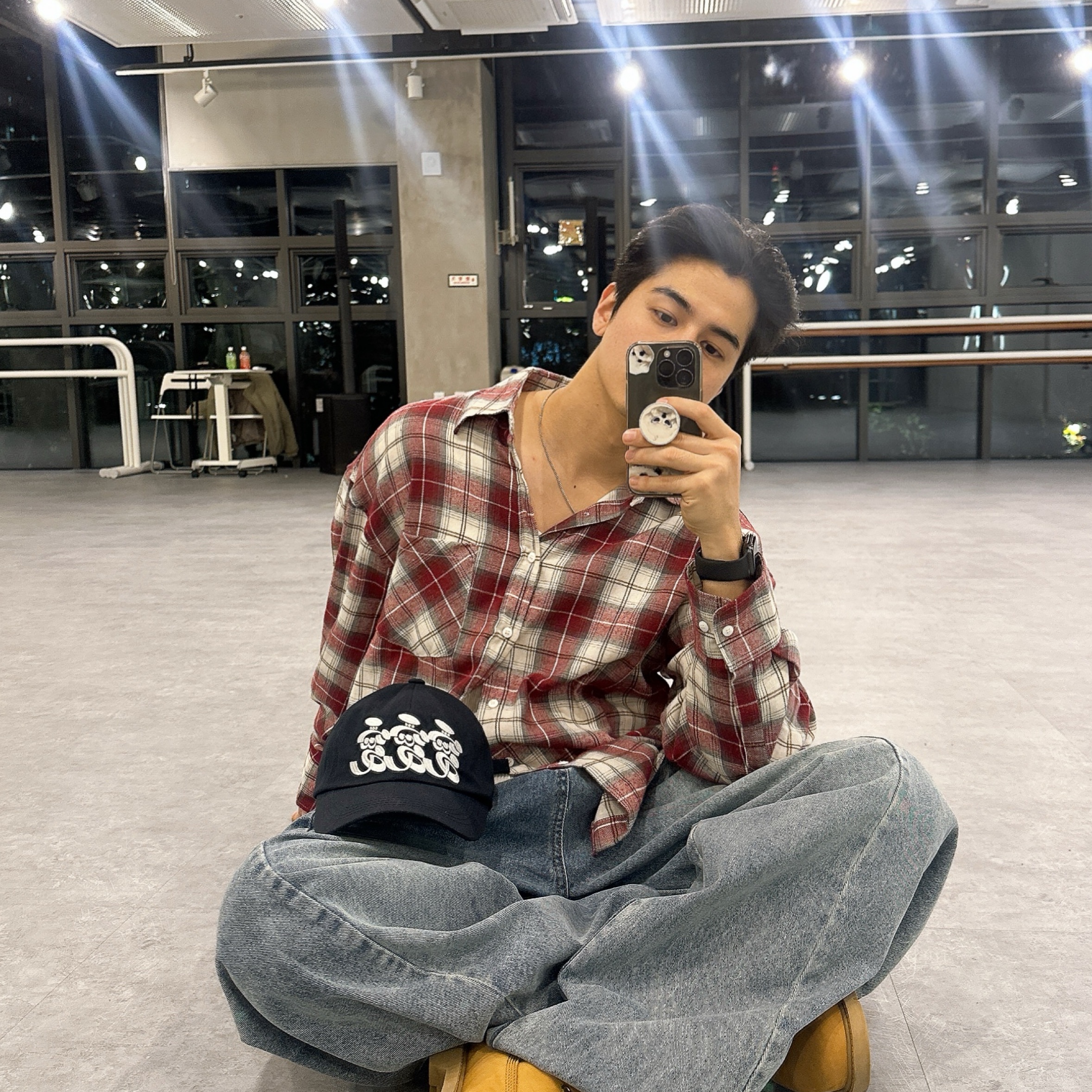 LUVLUVLUV SV The Most Basic Baseball Cap Navy 착용 스타일 - 5