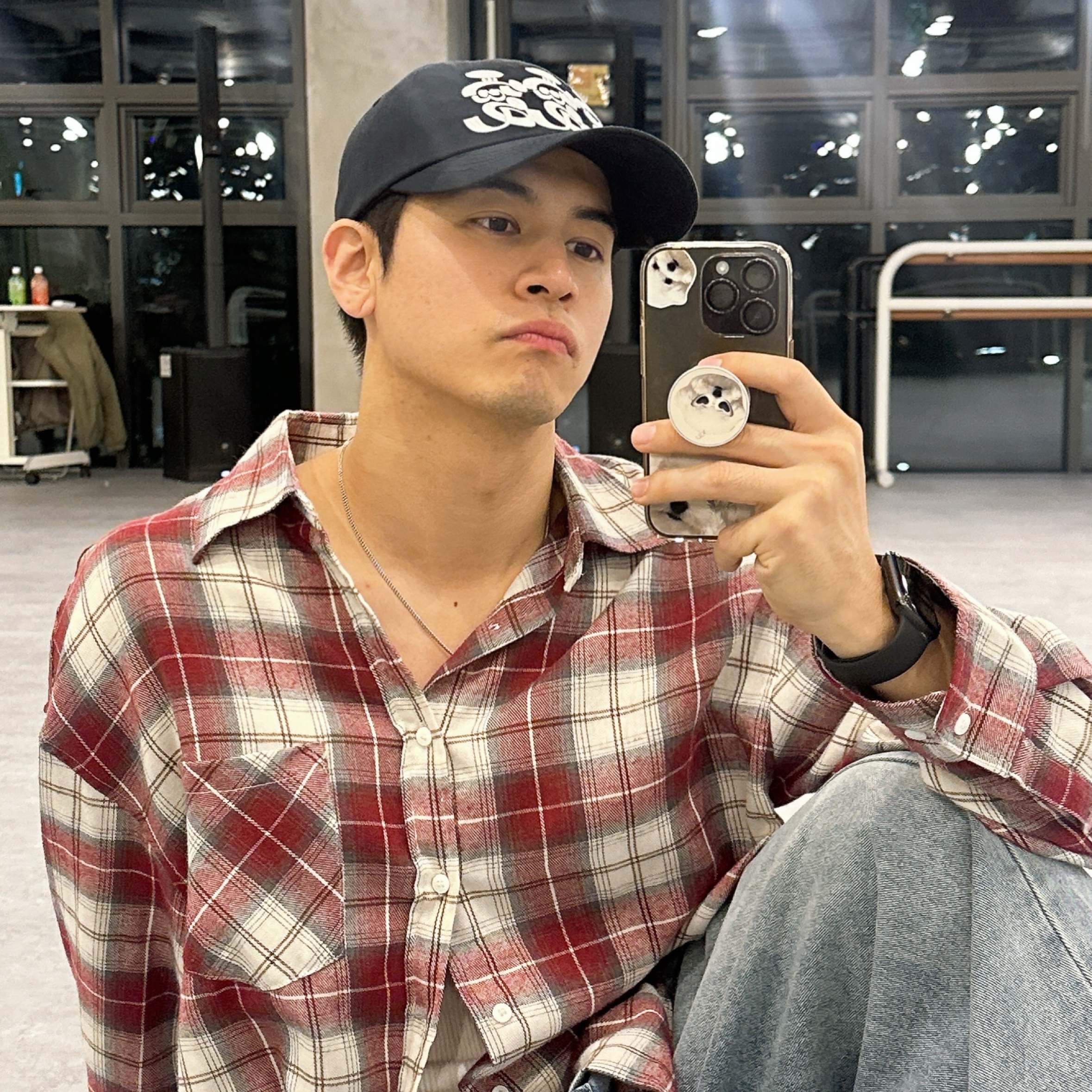 LUVLUVLUV SV The Most Basic Baseball Cap Navy 착용 스타일 - 1