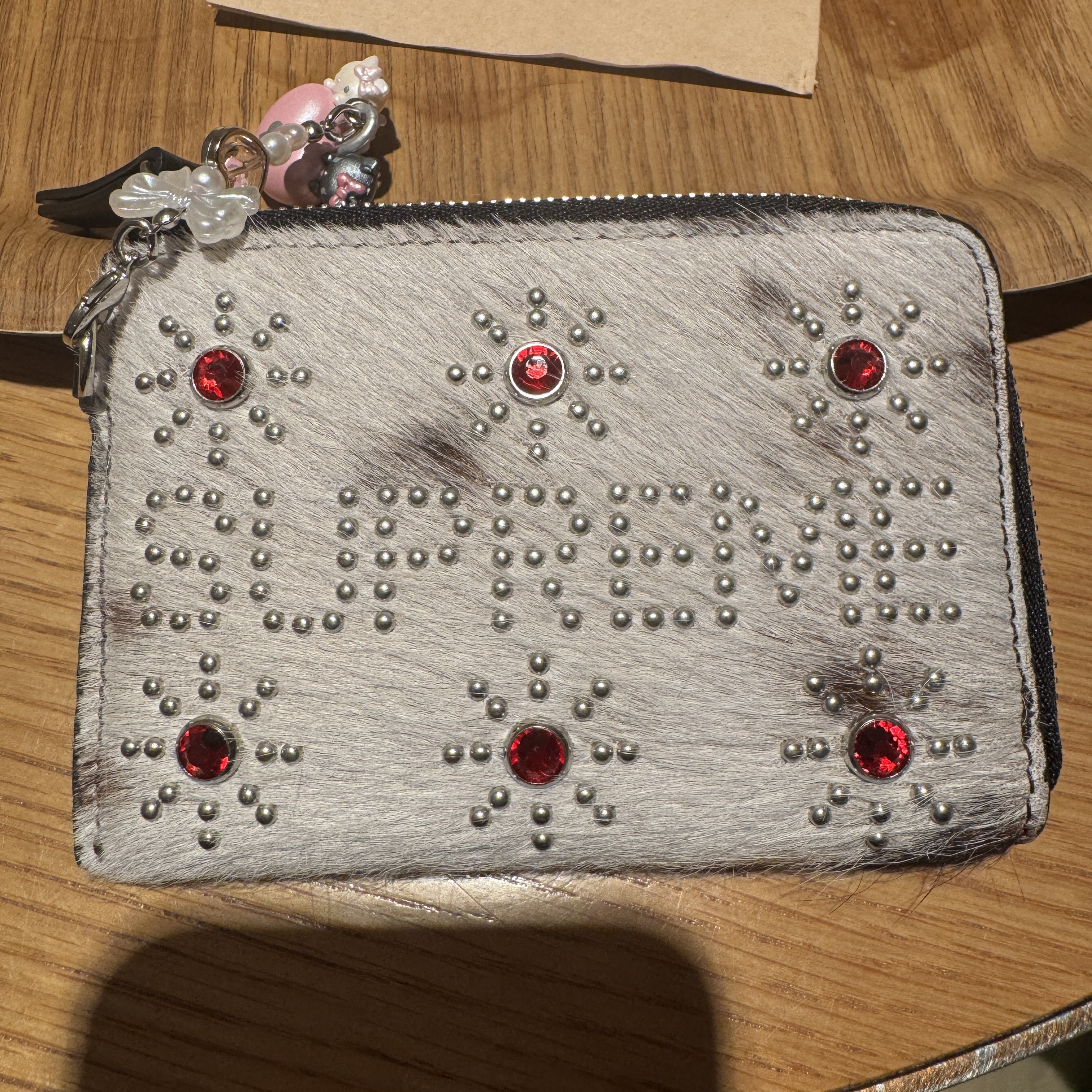 Supreme x Hollywood Trading Company Studded Wallet Cow - 23SS 착용 스타일