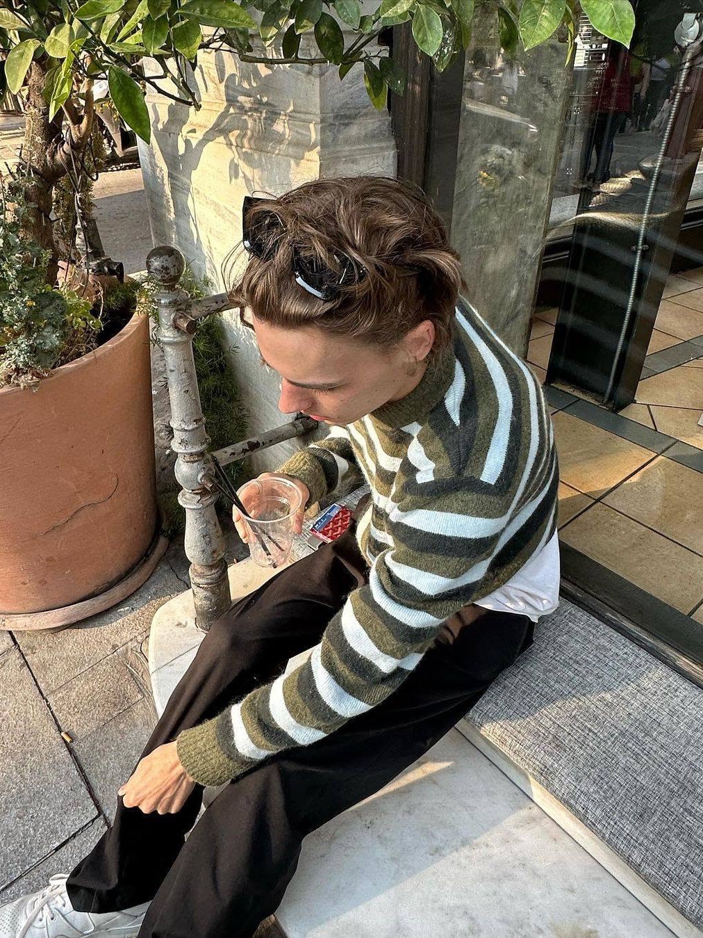Vanone Atelier KN4255 Hairy Stripe Knit Blue, Human Made Multi Striped Knit Sweater Green 착용 스타일 - 5