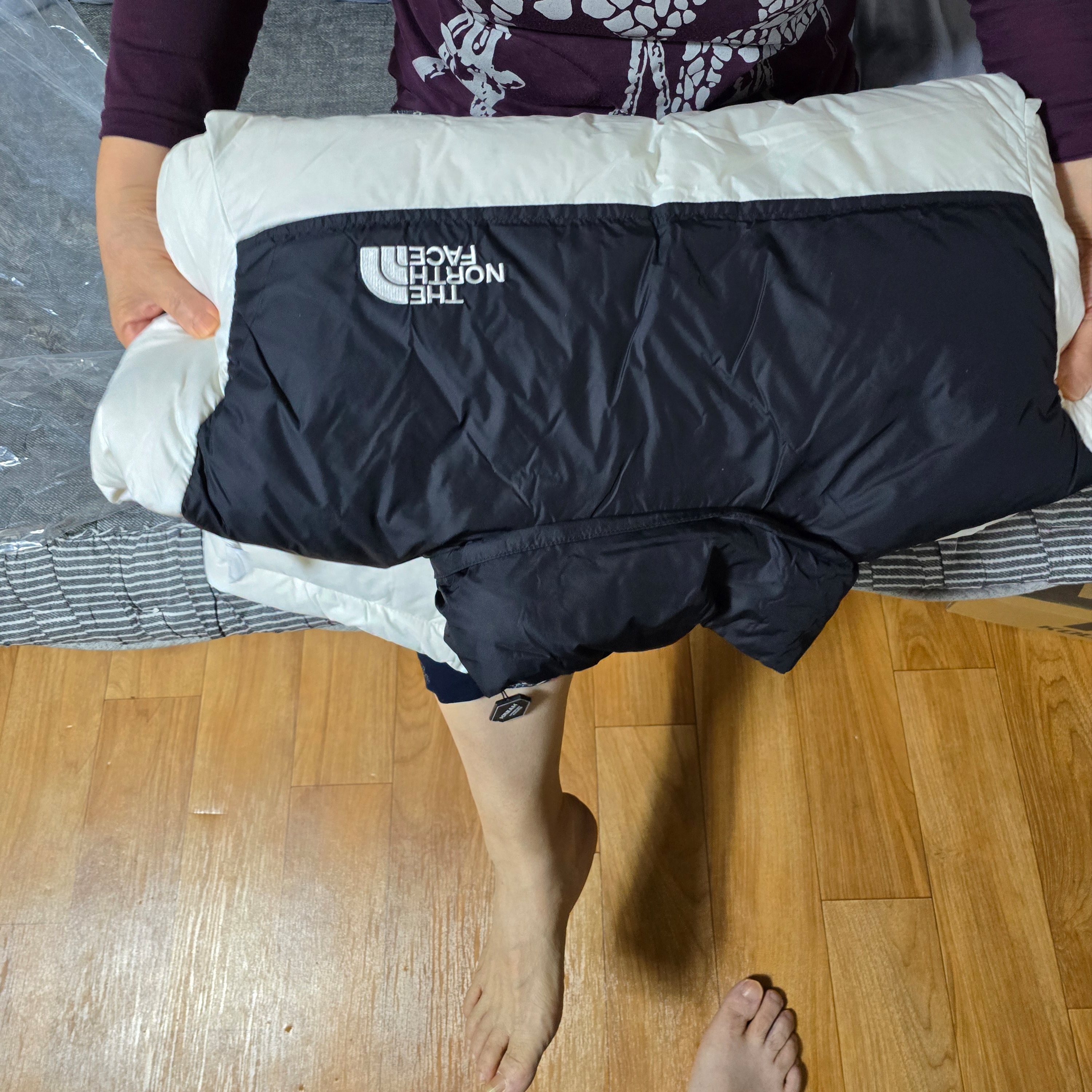 The North Face 1996 Eco Nuptse Jacket White 착용 스타일