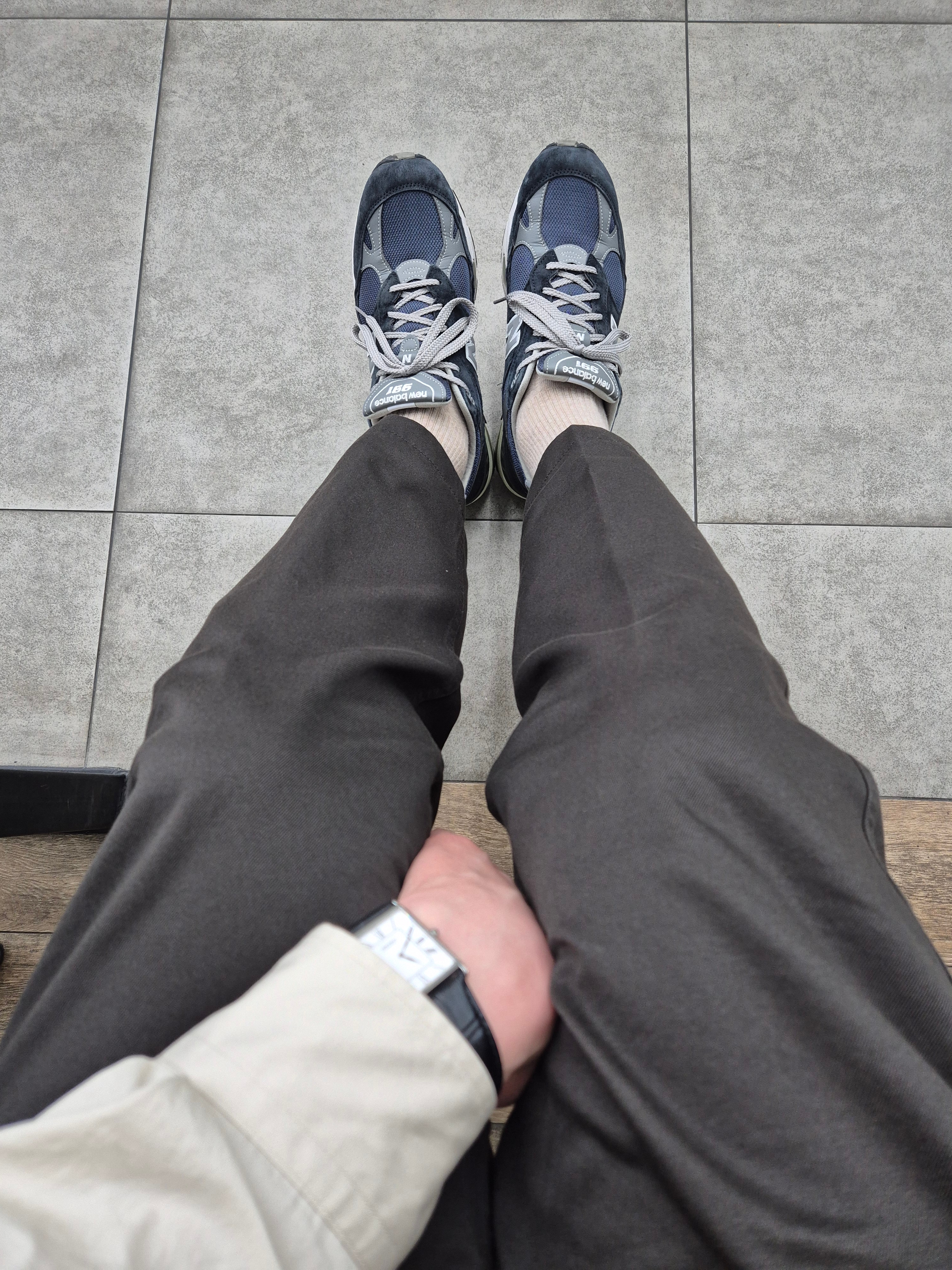 New Balance 991 Made in UK Navy 착용 스타일