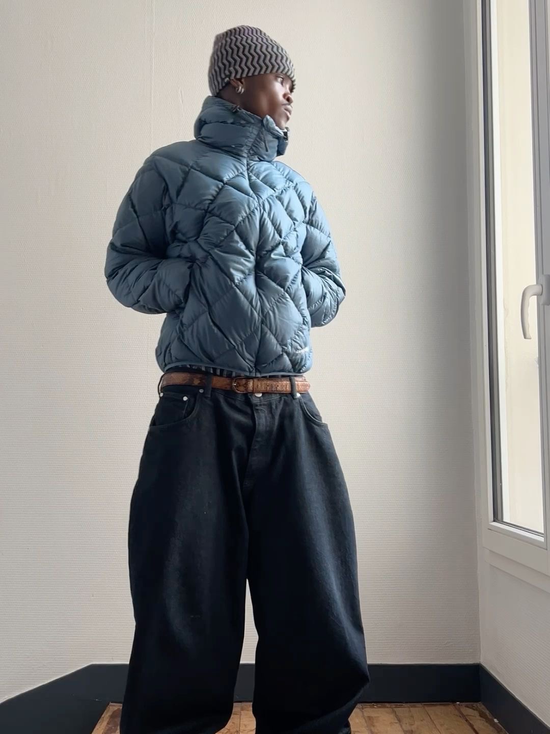 Supreme Micro Down Half Zip Hooded Pullover Dark Orange - 24FW, Sansan Gear Suffix Puffer Jacket Sky Blue - 24FW 착용 스타일 - 3