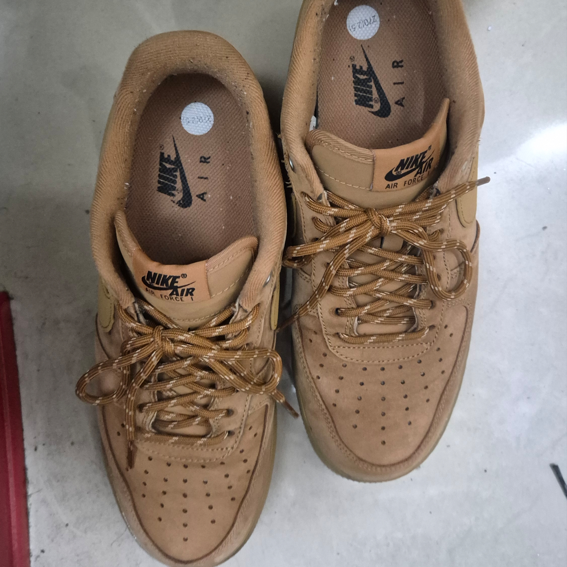Nike Air Force 1 '07 WB Flax 착용 스타일