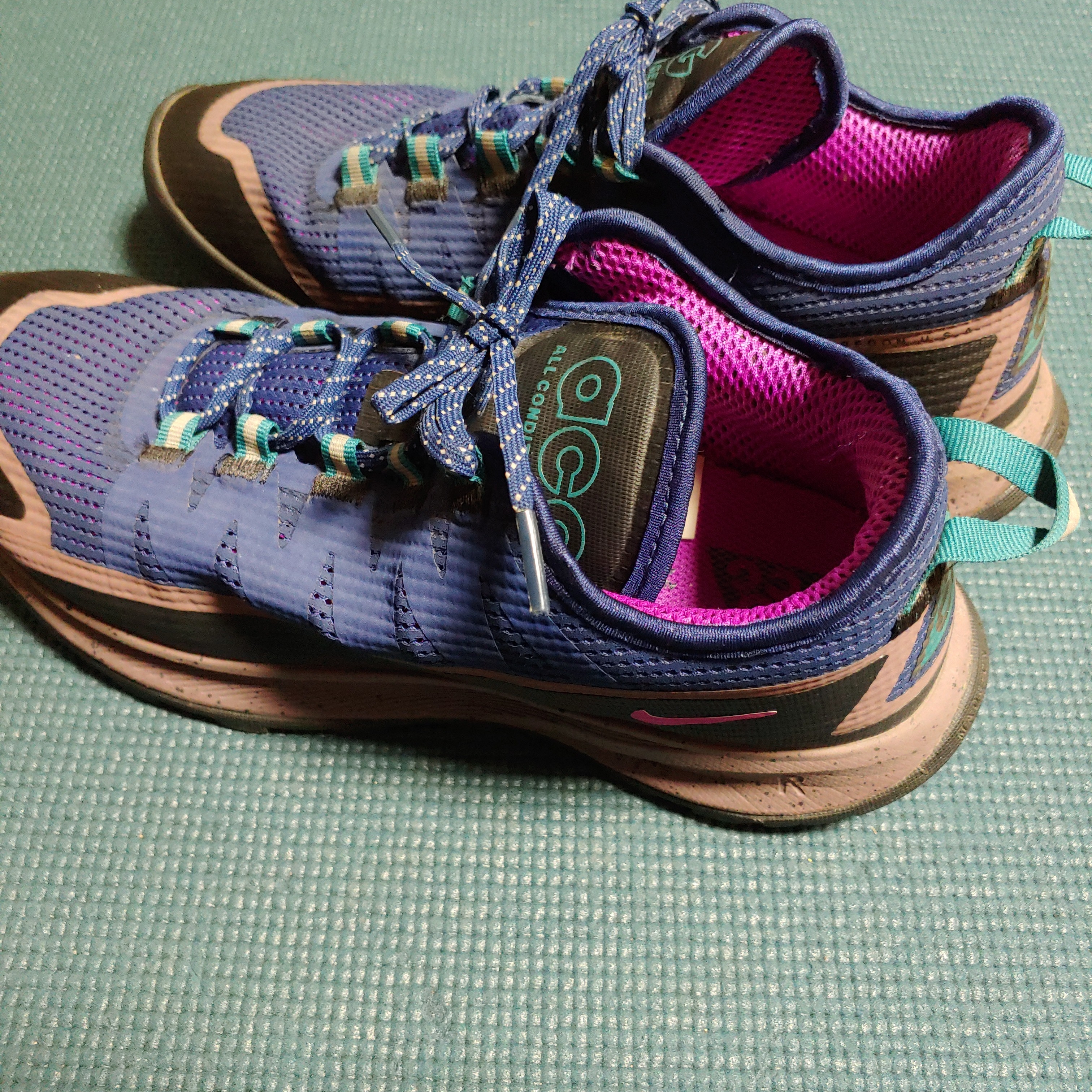 Nike ACG Air Nasu Blue Void 착용 스타일