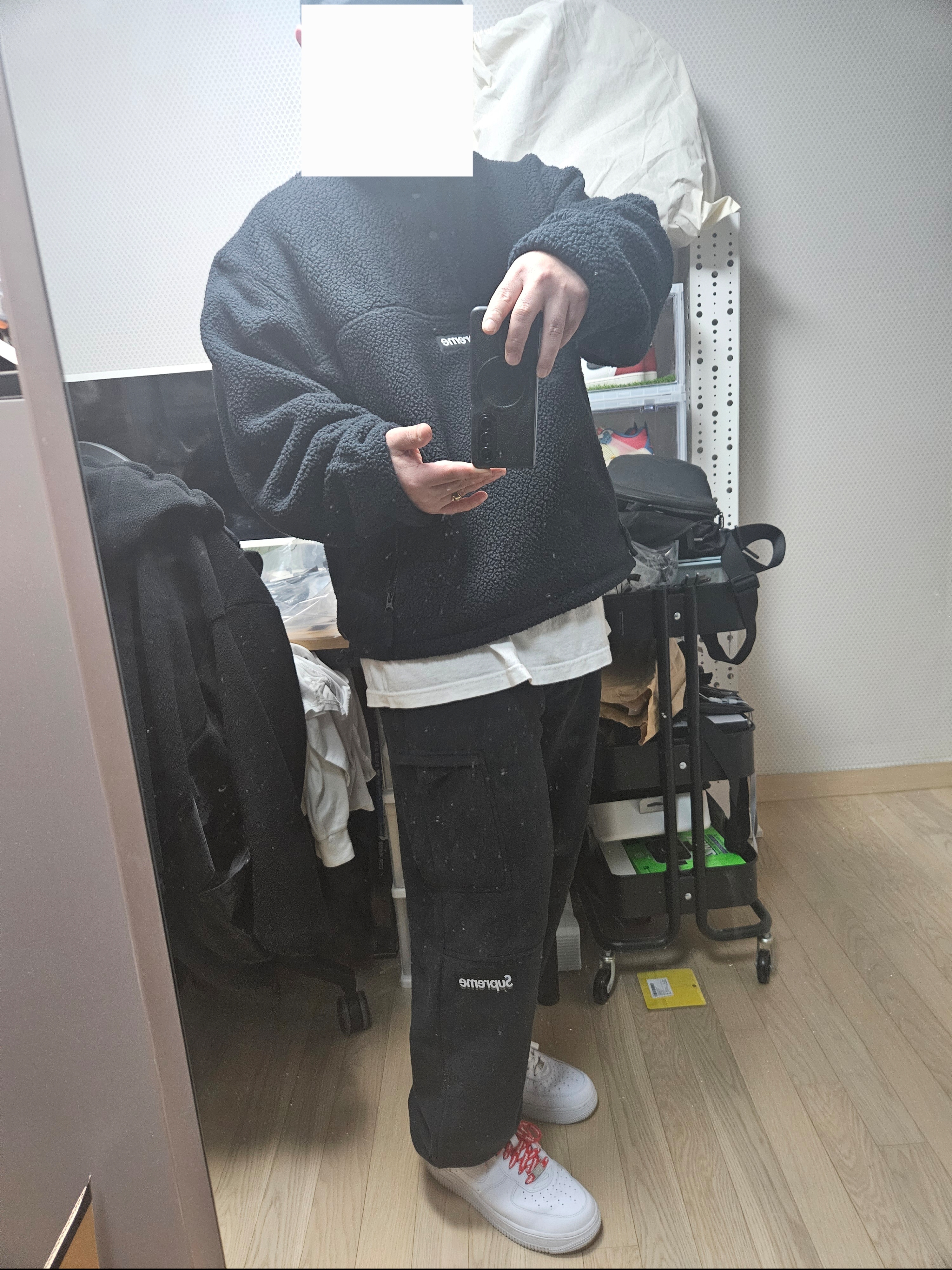 Supreme Polartec Pant Black - 24FW, Supreme Polartec Shearling Reversible Pullover Black - 24FW 착용 스타일