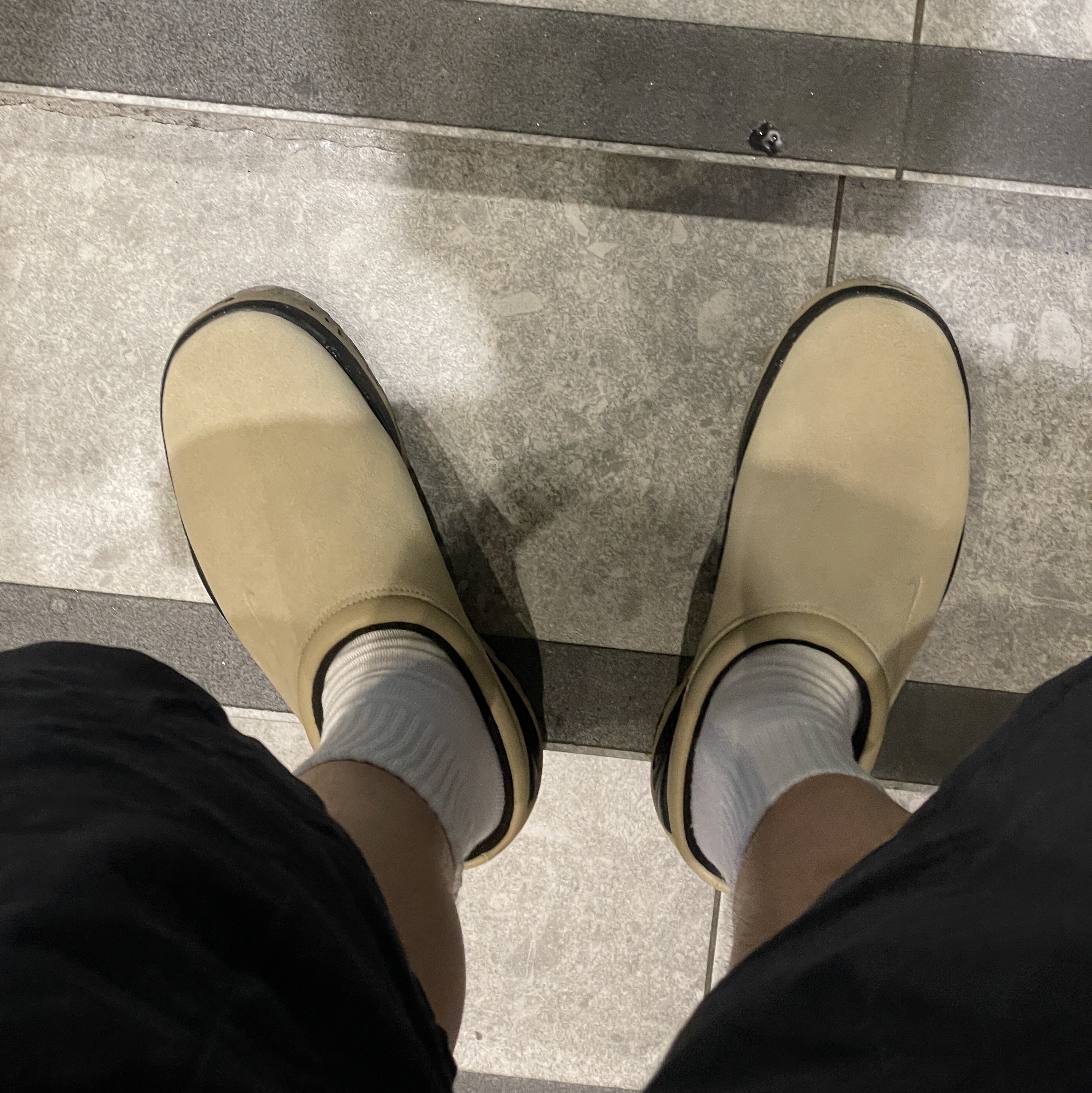 Nike ACG Rufus Limestone and Black 착용 스타일