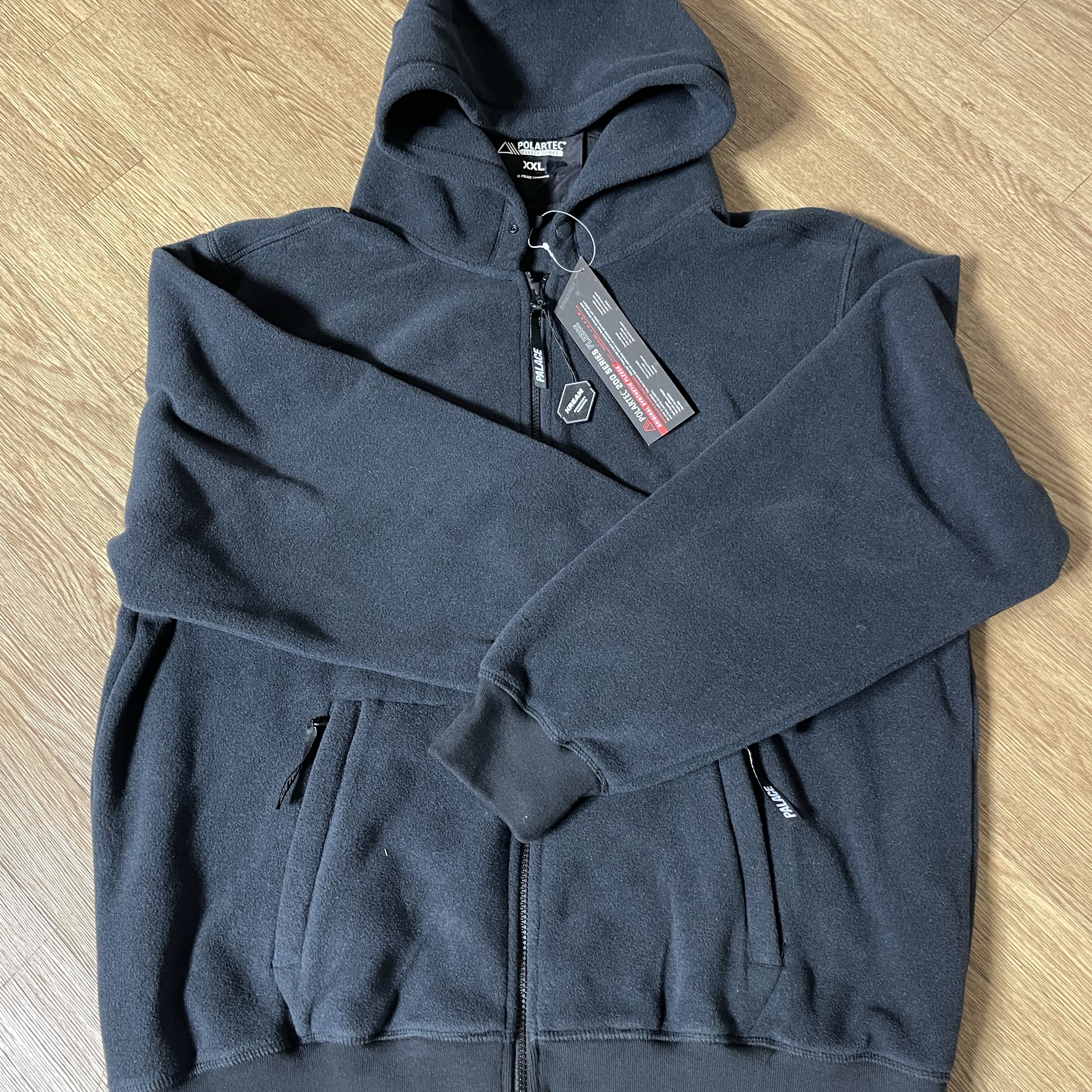Palace Polartec Lazer Zip Hood Black - 24FW 착용 스타일 - 1