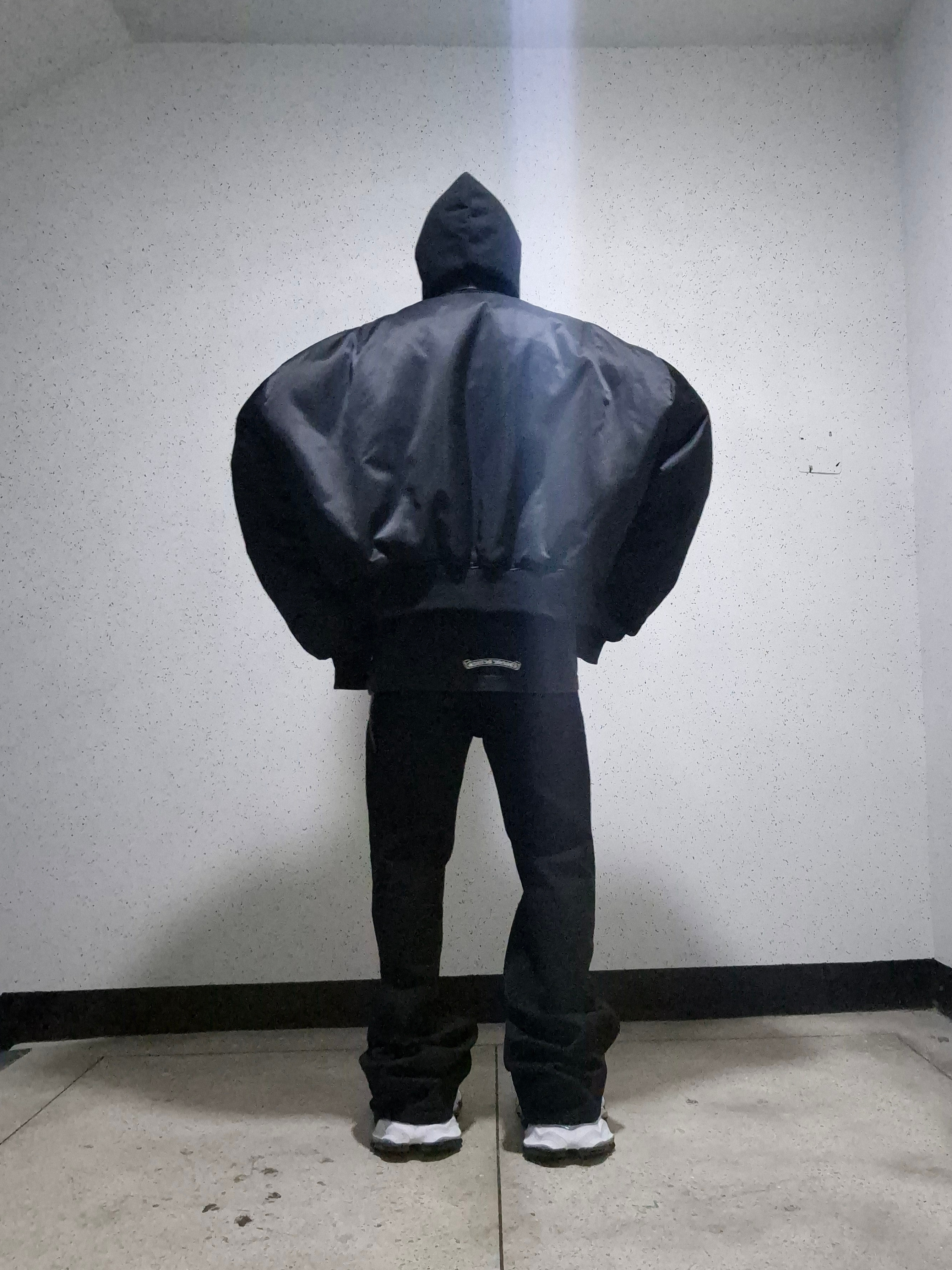 Undermycar Mu.30 Anti Fxxking Logo Play Stretch Flare Black Jeans 착용 스타일 - 1