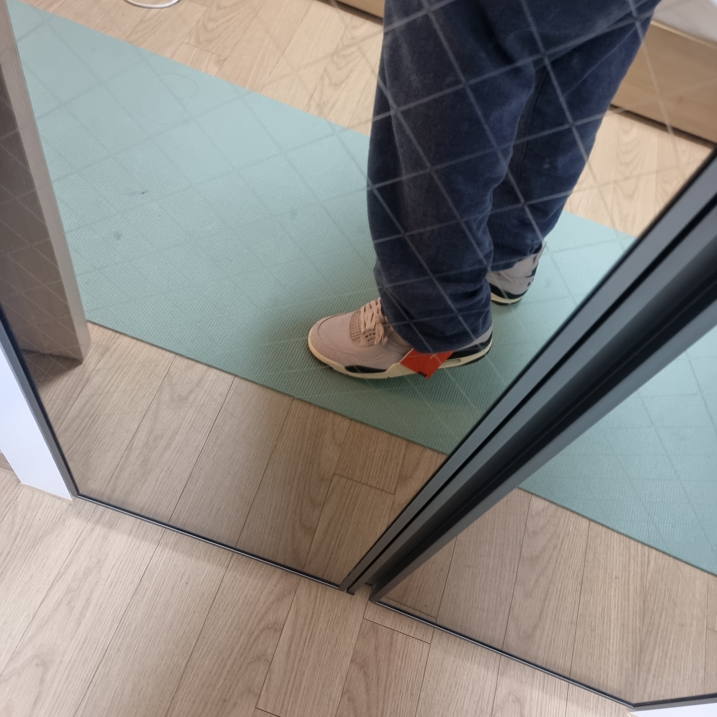 (W) Jordan 4 x A Ma Maniere Retro OG SP W.Y.W.S. 착용 스타일