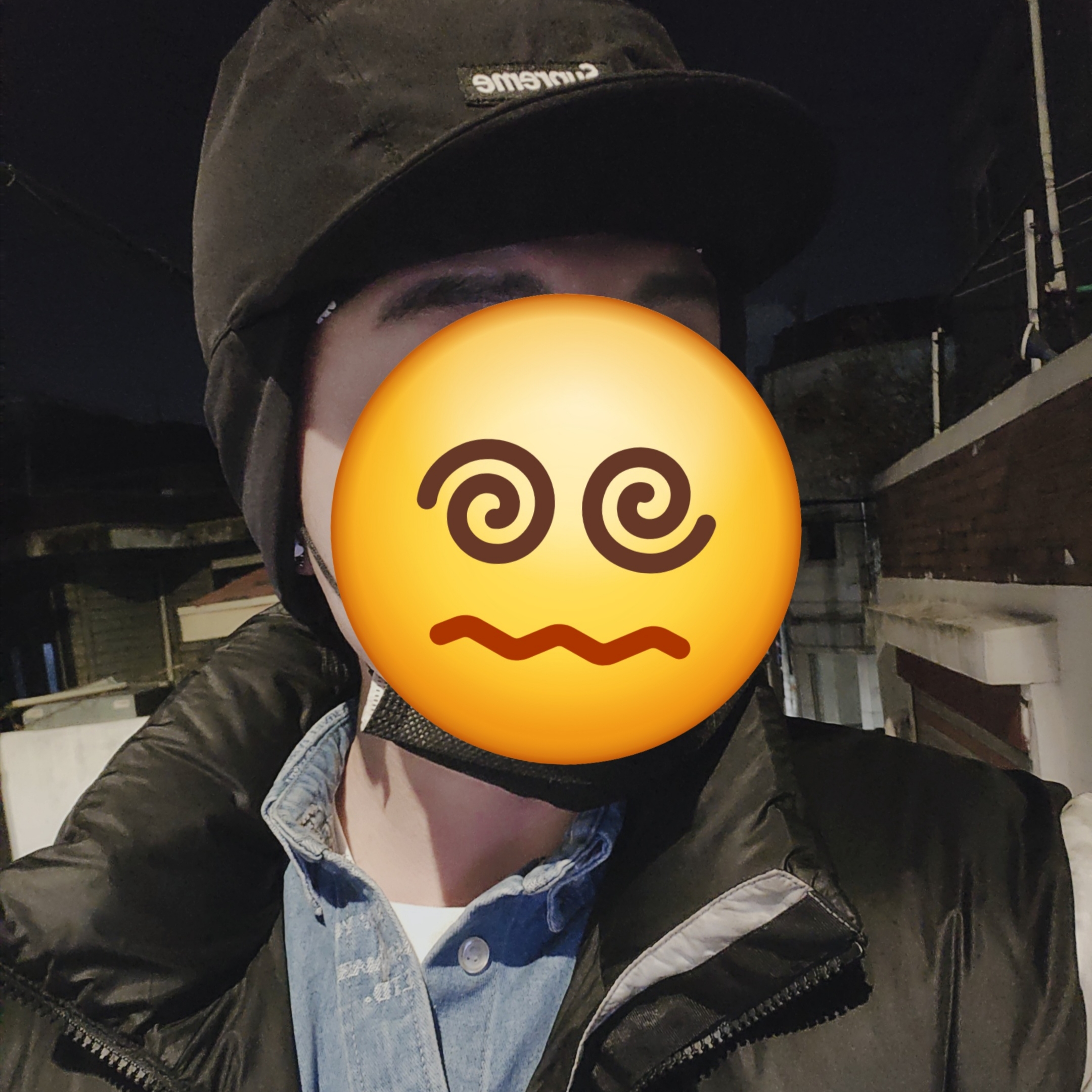 Supreme Gore-Tex Earflap Cap Black - 24FW, Supreme x The North Face Paper Print Nuptse Jacket - 19FW 착용 스타일