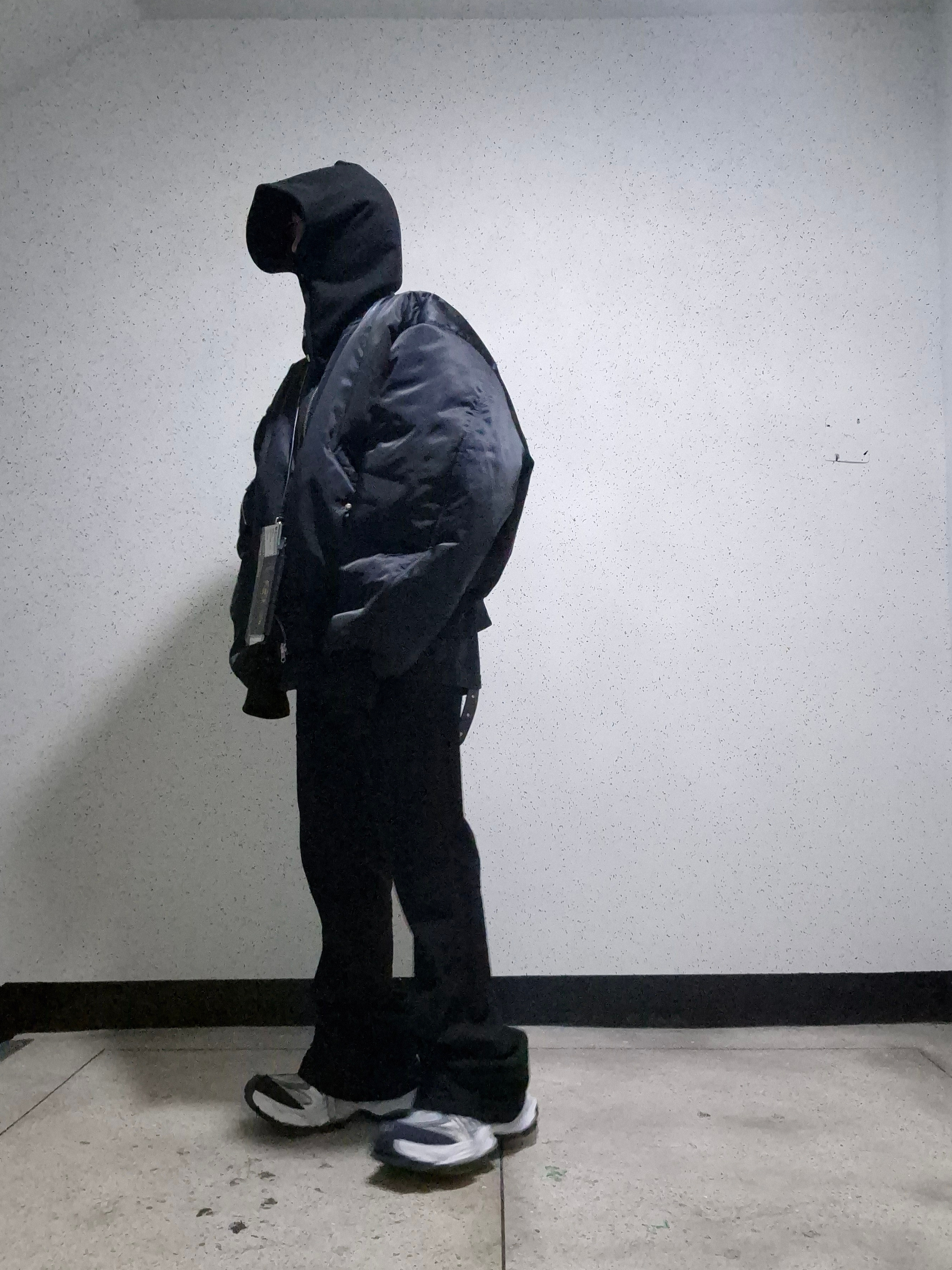 Undermycar Mu.30 Anti Fxxking Logo Play Stretch Flare Black Jeans 착용 스타일 - 3