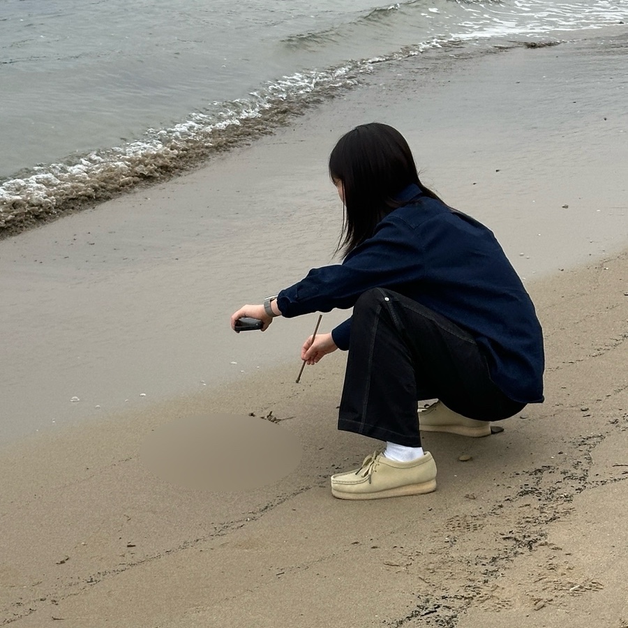(W) Clarks Wallabee Maple Suede 착용 스타일