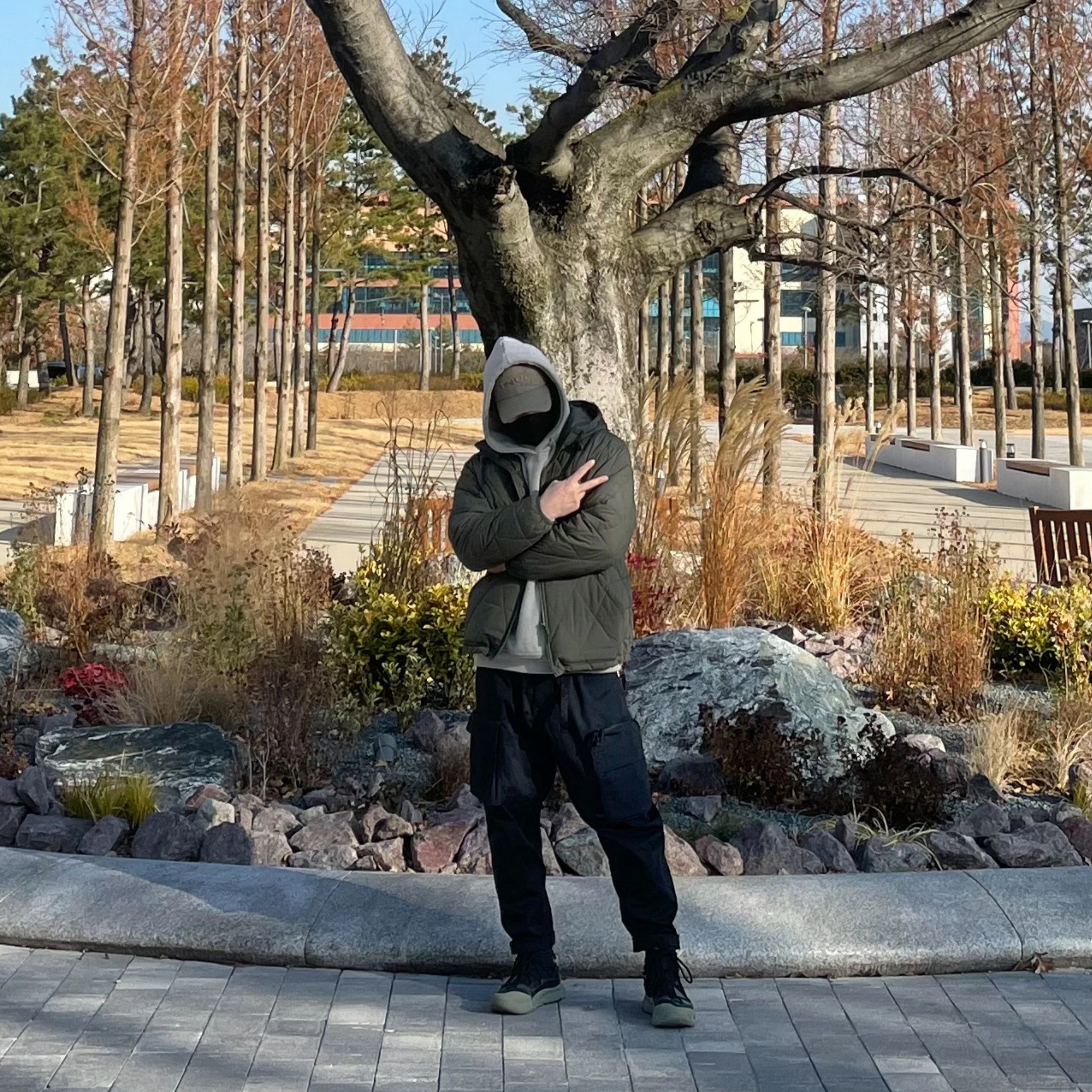 The North Face Geodome V Hoodie Dark Khaki - 24FW, Nike ACG Terra Antarktik Gore-Tex Summit White 착용 스타일