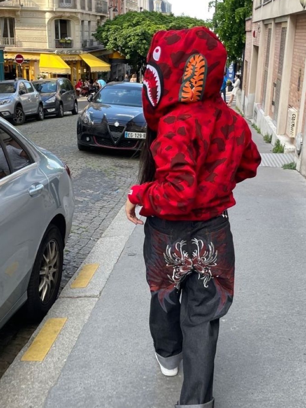BAPE Color Camo Big Ape Head T-Shirt Black Red, BAPE Color Camo Shark Full Zip Hoodie Navy 착용 스타일 - 6