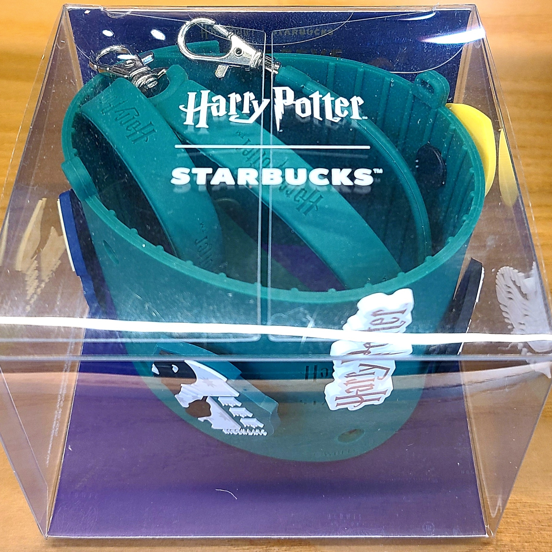 Human Made Heart Bank Pouch Red, Starbucks x Harry Potter SS Slytherin Elma Tumbler 473ml 착용 스타일 - 3