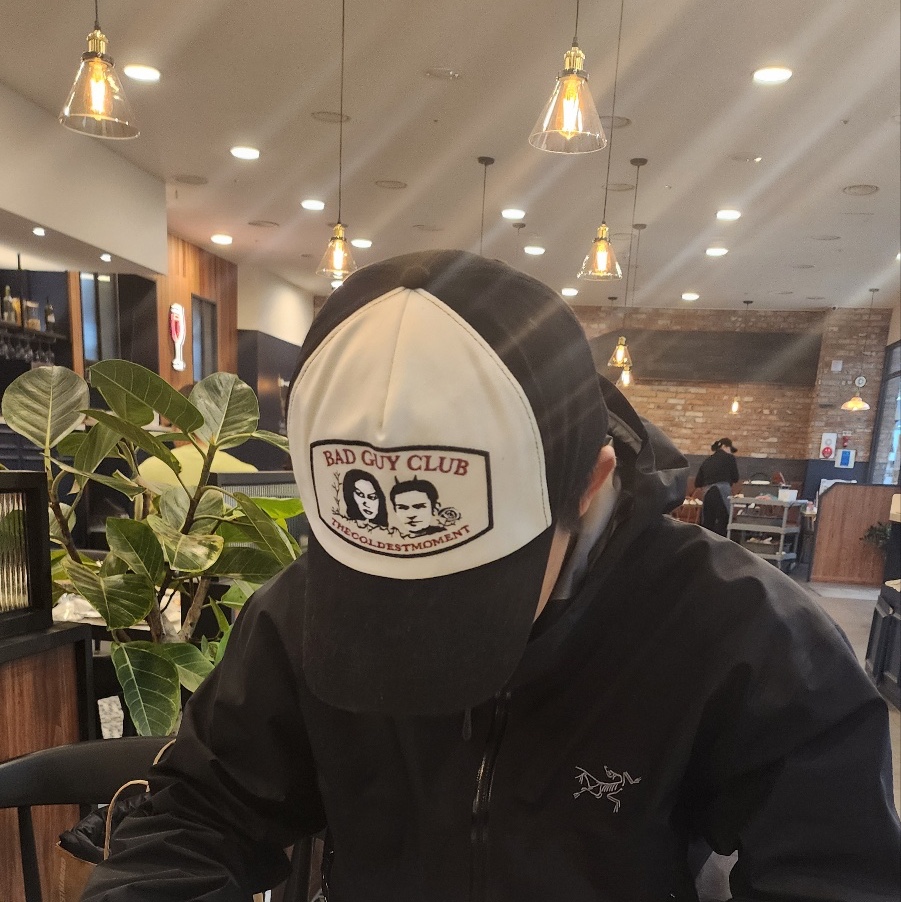 Arc'teryx Beta Jacket Black 착용 스타일