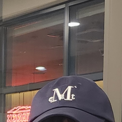 MUCENT Signature Ballcap Navy 착용 스타일