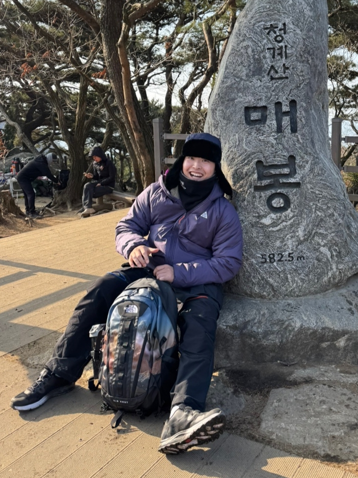 Nike ACG Rope De Dope Primaloft Therma-Fit Jacket Dark Raisin Bold Berry - Asia, Nike ACG Smith Summit Cargo Pants Black Anthracite - US/EU 착용 스타일 - 2
