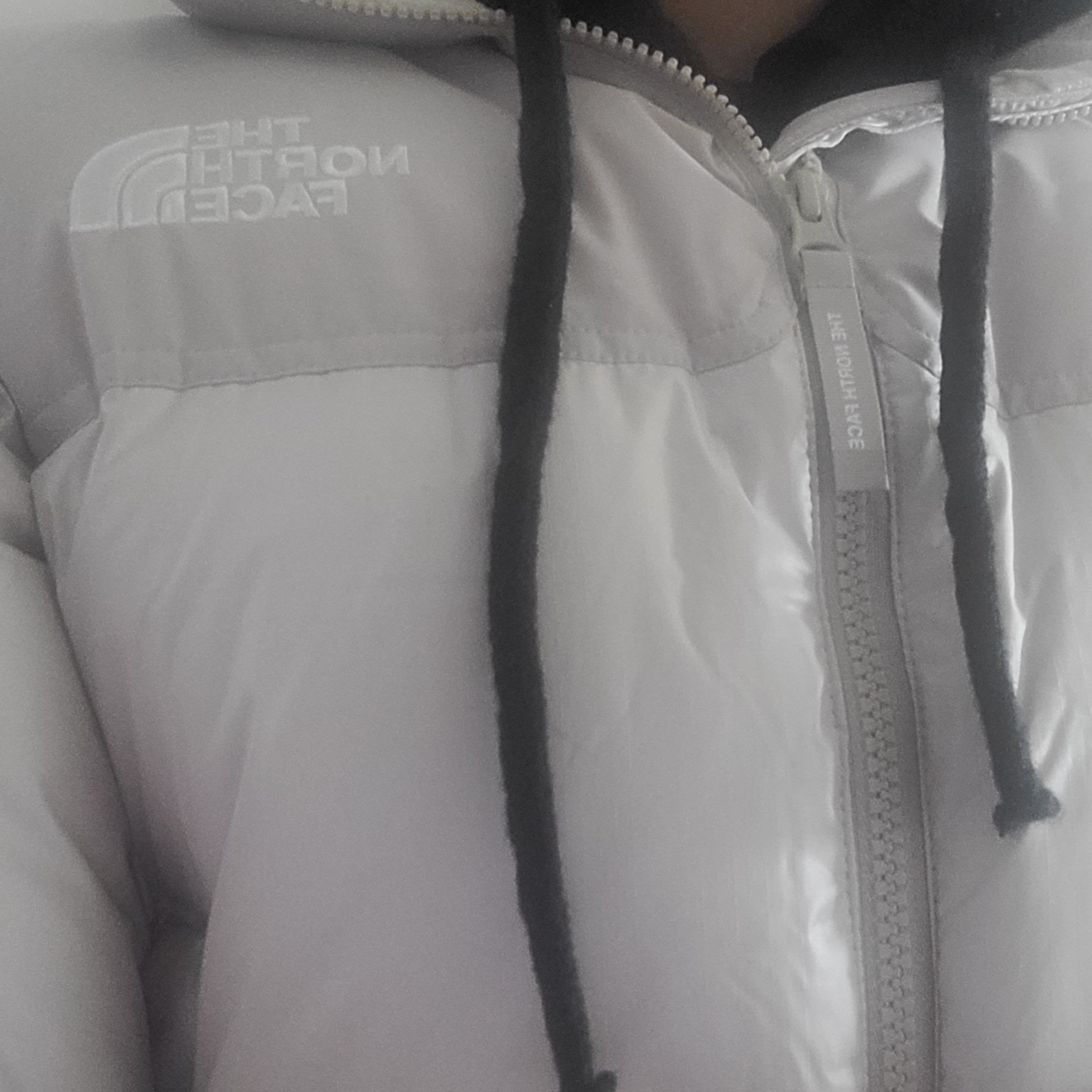 (W) The North Face White Label Novelty Nuptse Down Jacket Cream Beige 착용 스타일
