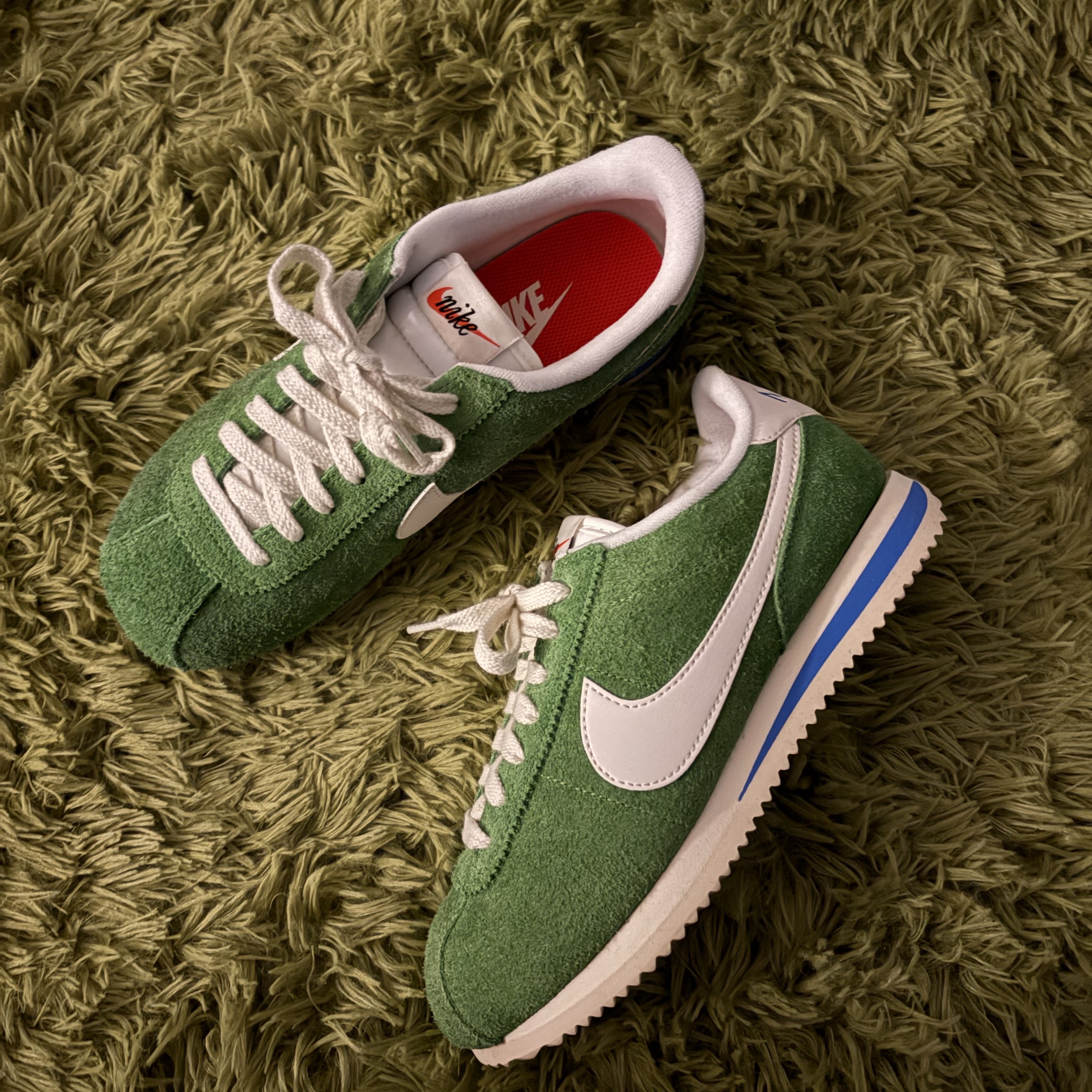 (W) Nike Cortez Vintage Chlorophyll Suede 착용 스타일