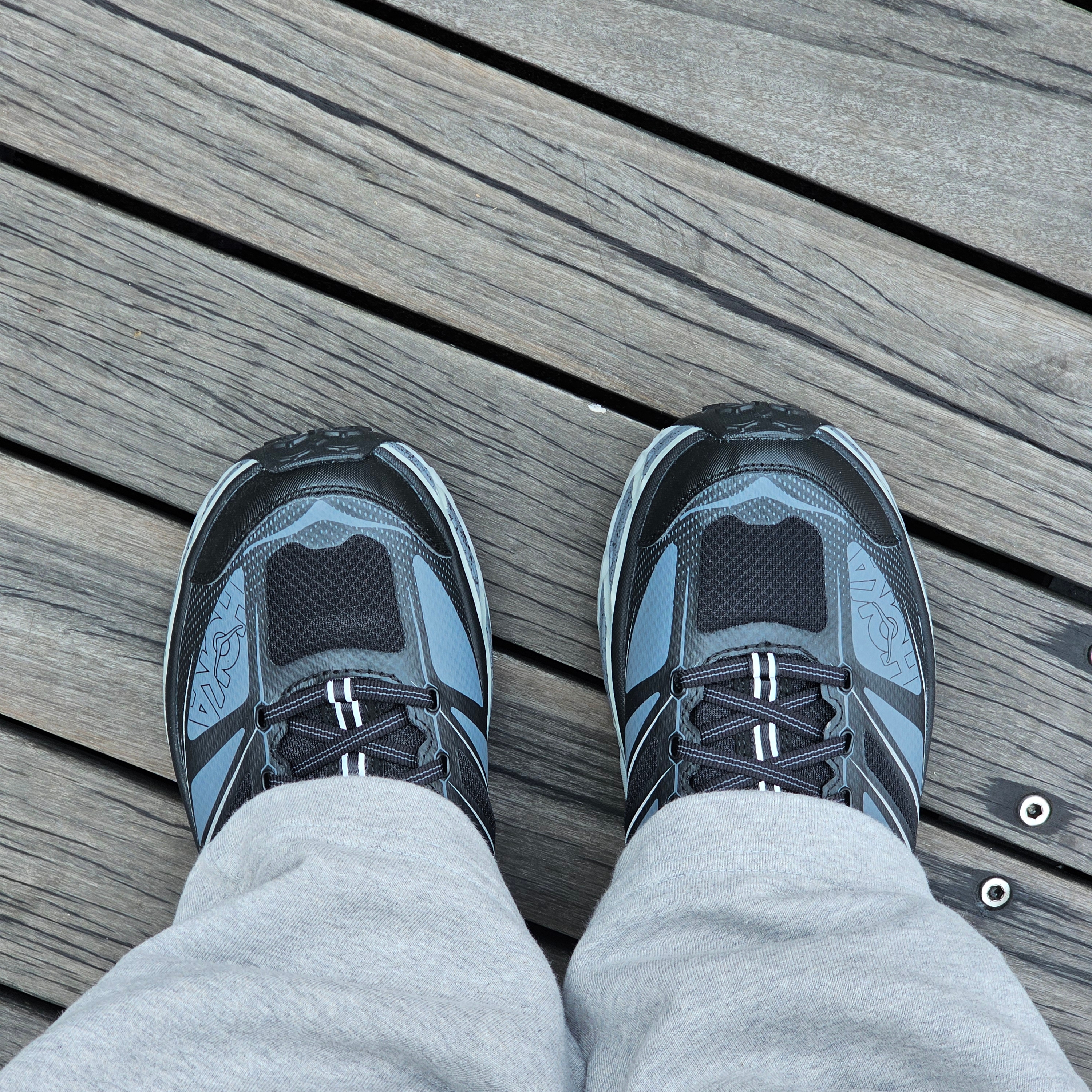 Hoka Mafate Speed 2 Black Castlerock 착용 스타일