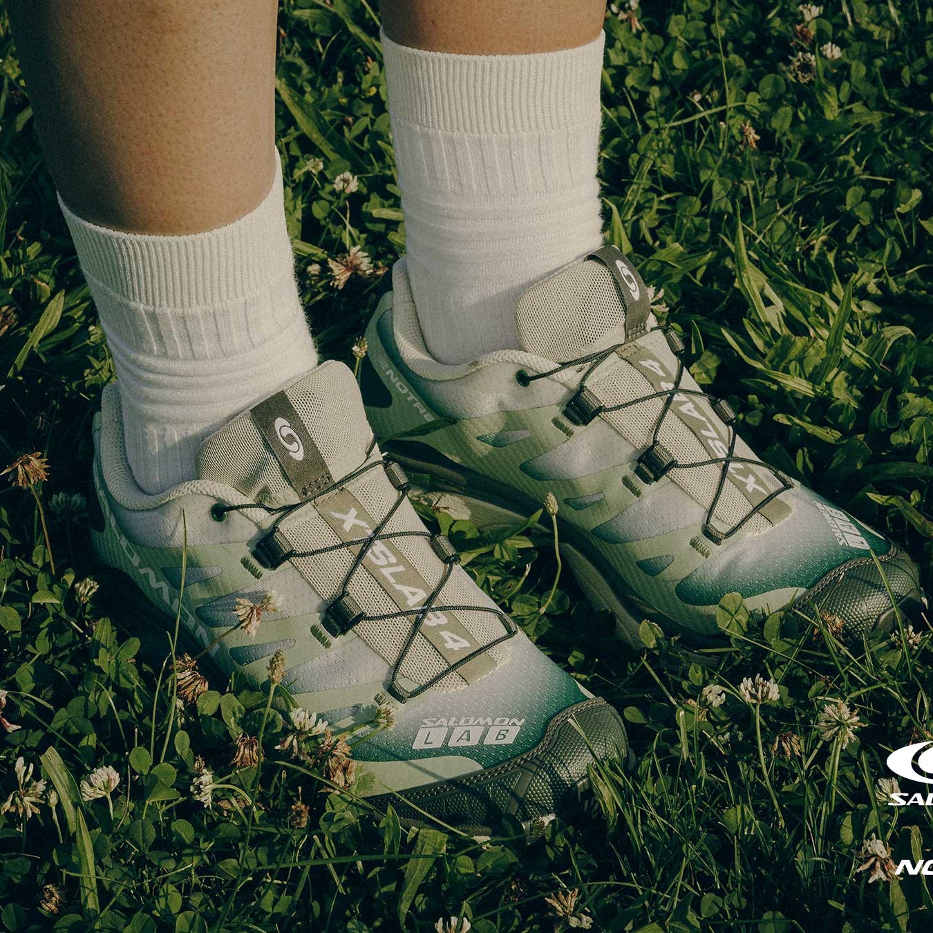 Salomon x Notre XT-4 Grass Stained 착용 스타일 - 4