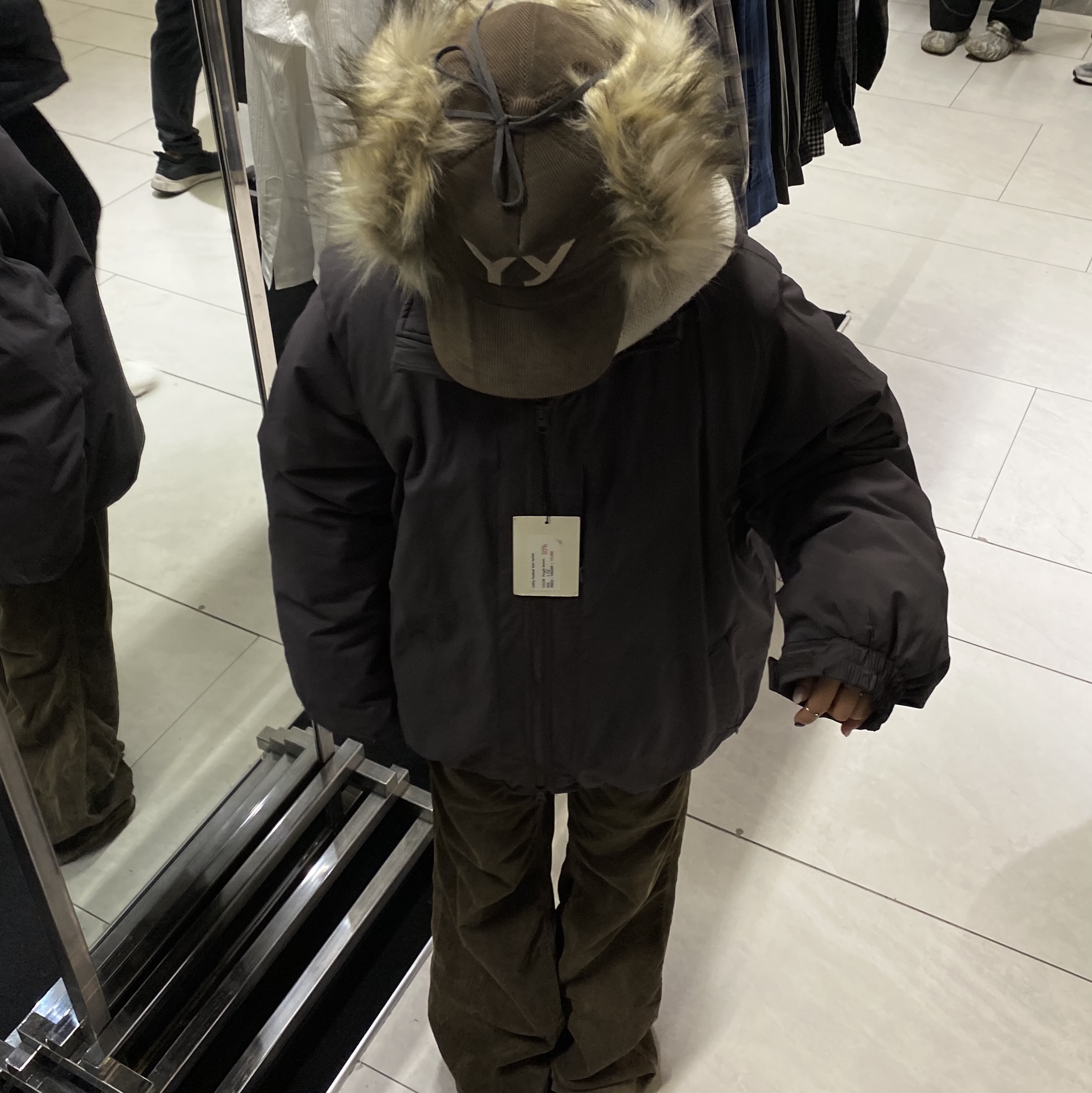 Open Yy Faux Fur Corduroy Earflap Cap Khaki 착용 스타일 - 4