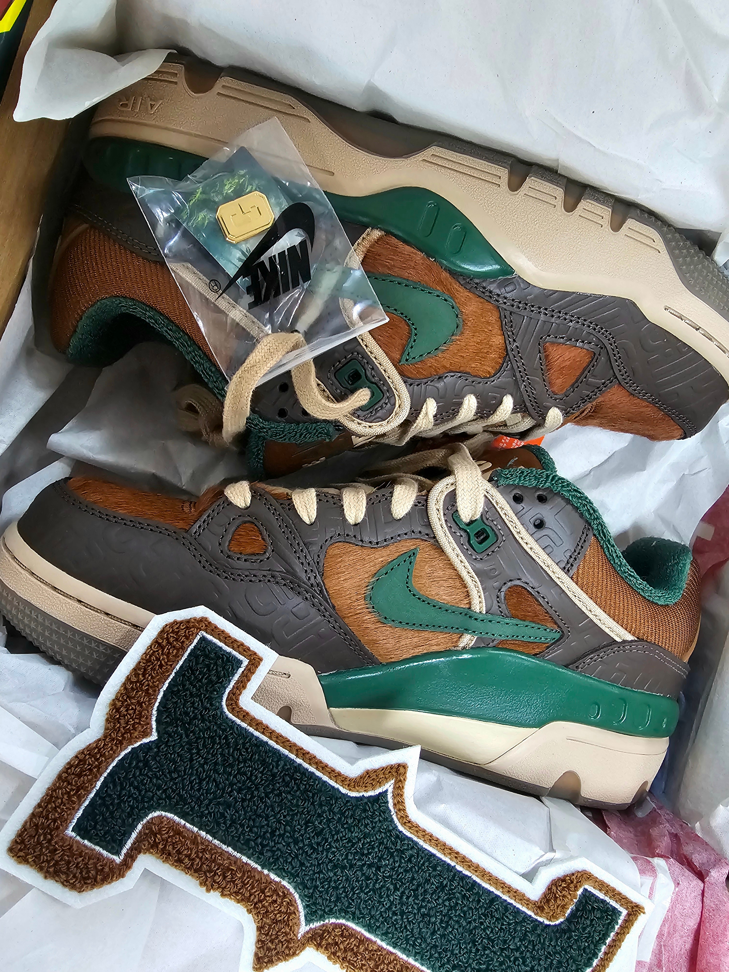 Nike x Nigo Air Force 3 Low SP Baroque Brown and Pecan 착용 스타일 - 1