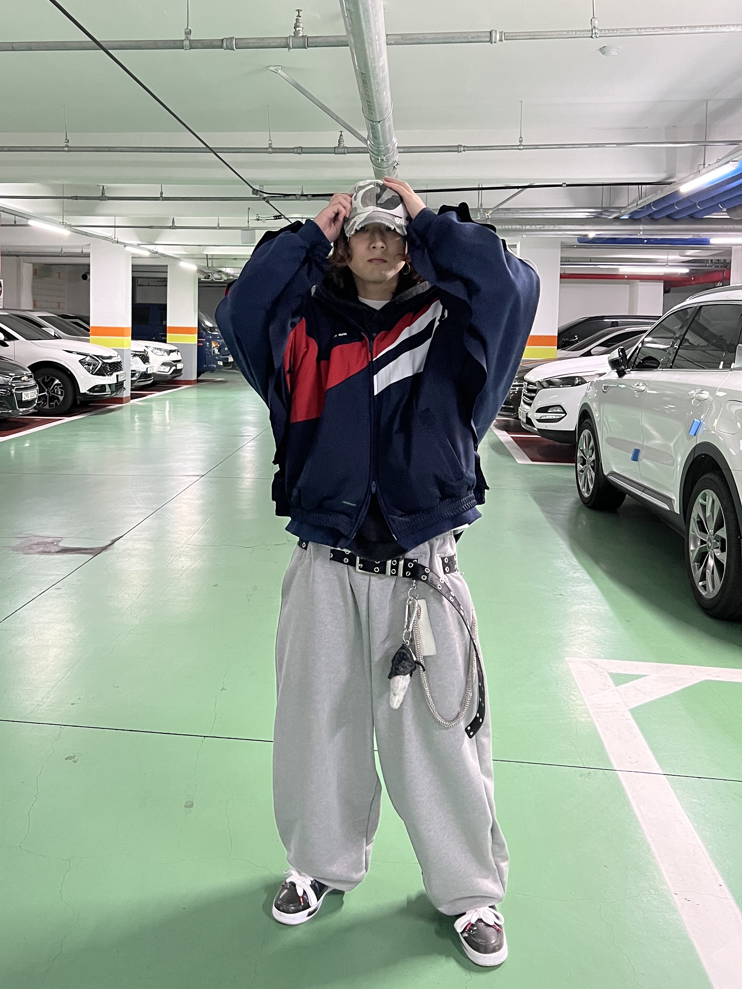 Project G/R Crashed Cap City Camo, Project G/R Hybrid Hooded Track Jacket Navy 착용 스타일 - 2
