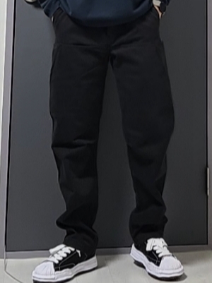 Maison Mihara Yasuhiro Blakey OG Sole Canvas Low-top Sneakers Black White, Yeezy Gap Engineered By Balenciaga Sateen Cargo Pants Black 착용 스타일 - 6