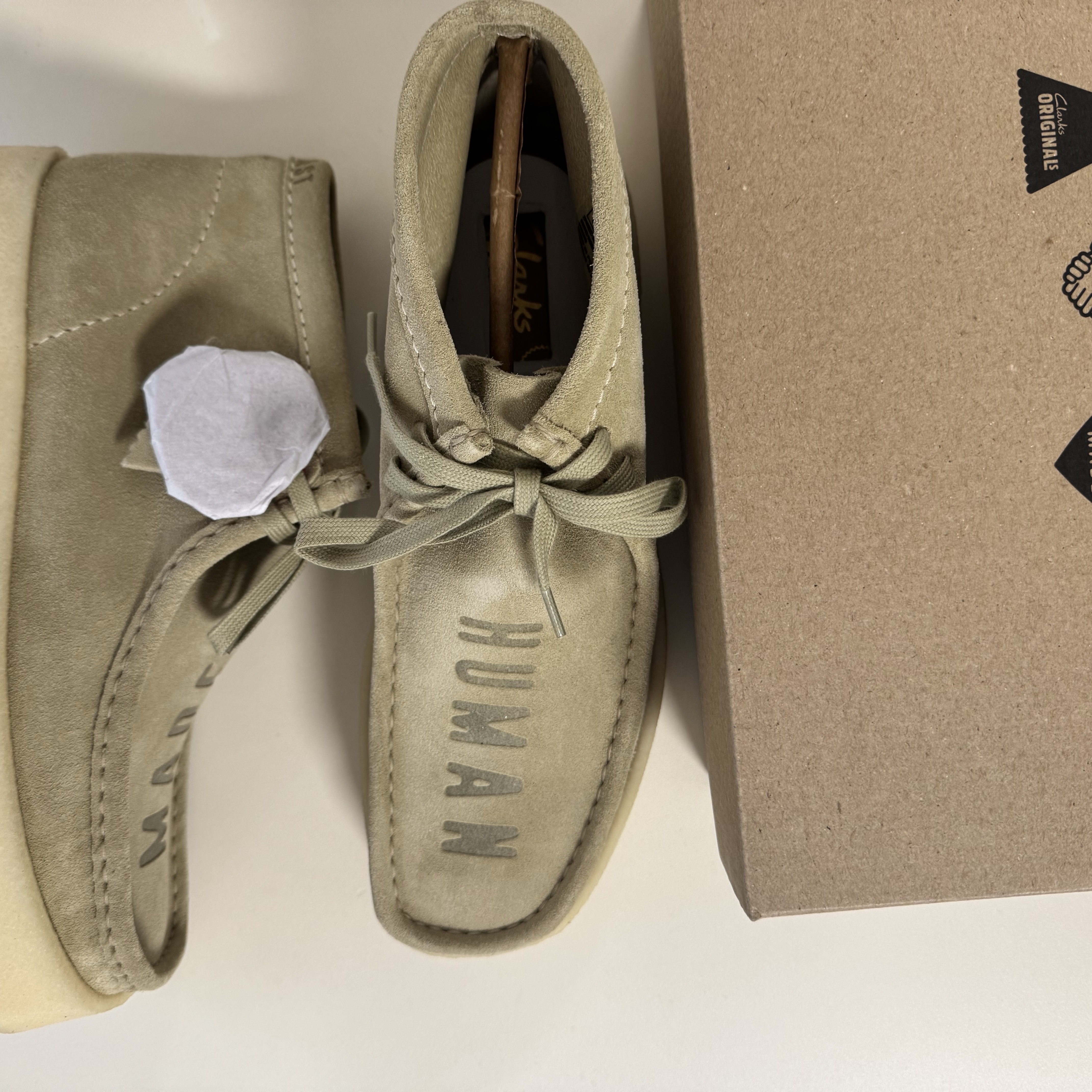 Clarks x Human Made Wallabee Made Beige 착용 스타일