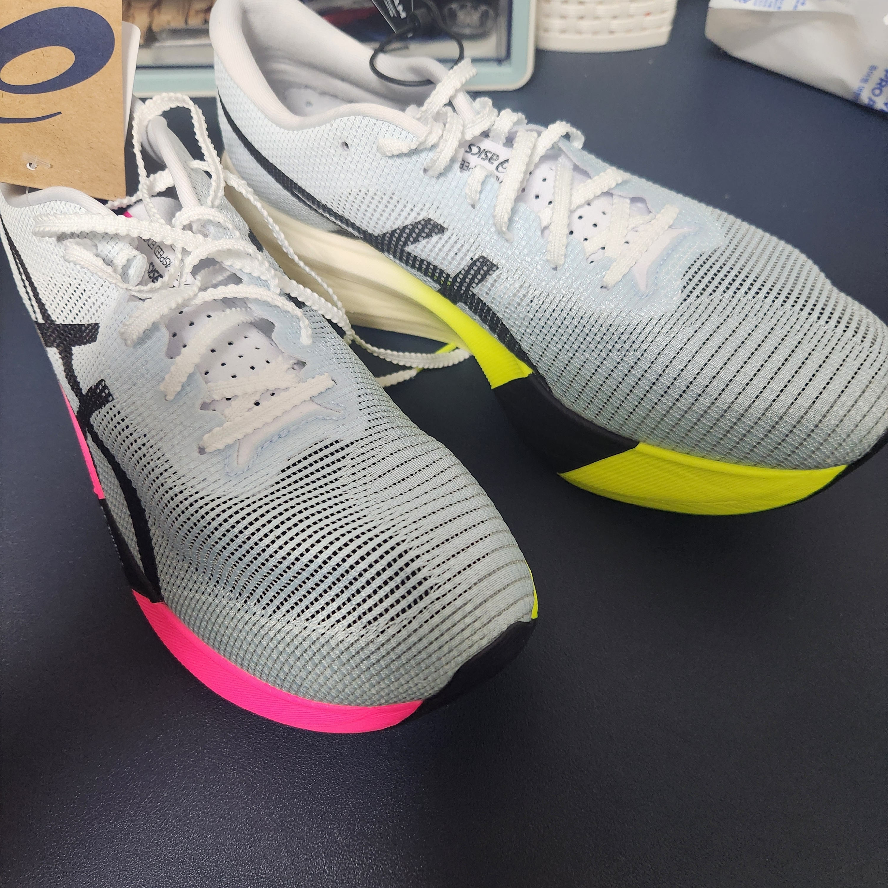 Asics Metaspeed Edge Paris Light Blue Black 착용 스타일 - 5