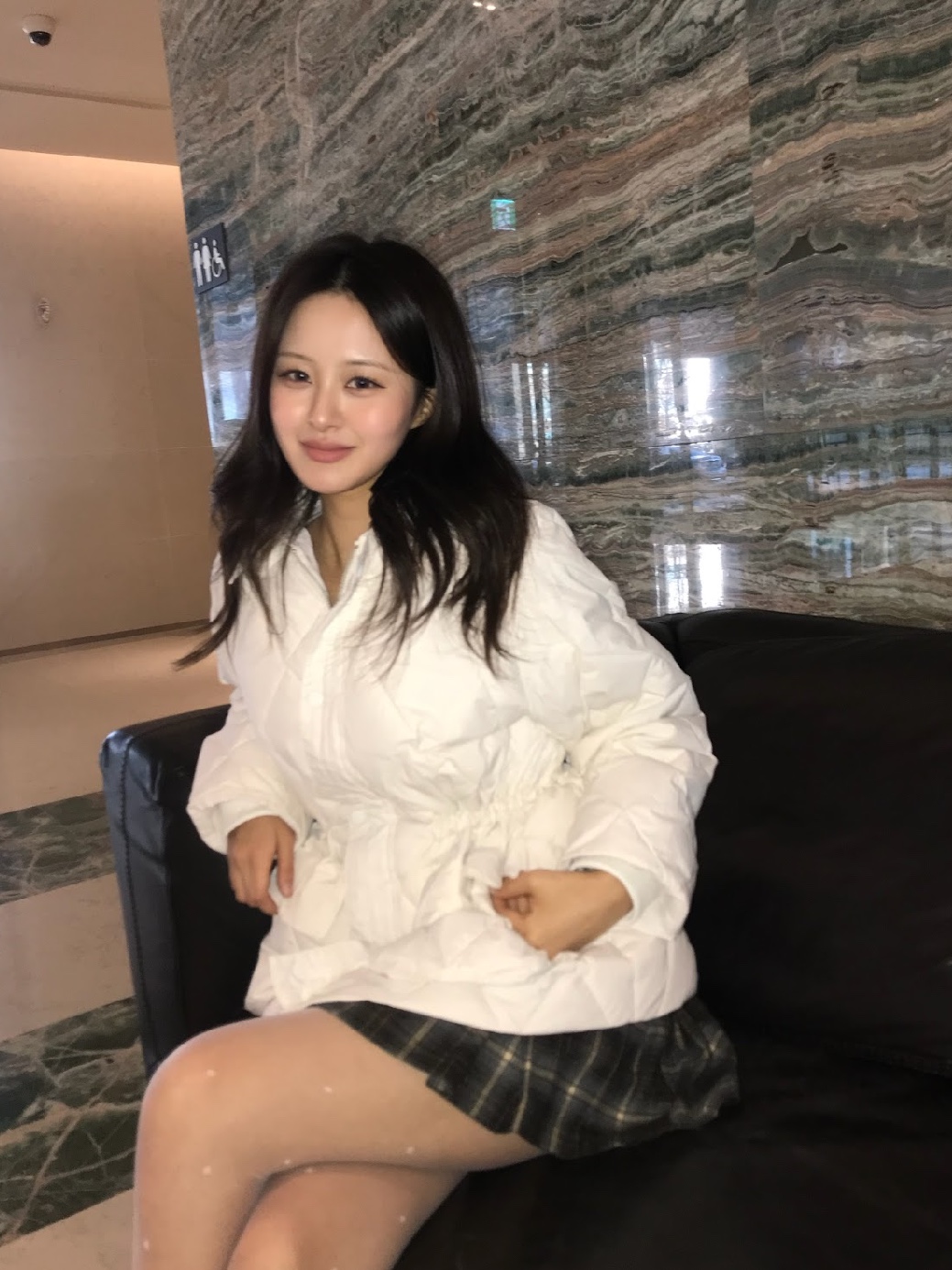 Siyazu SIOT4127 Duck Down Quilting Hunting Jacket Ivory, Siyazu SIOT4127 Duck Down Quilting Hunting Jacket Black 착용 스타일 - 1