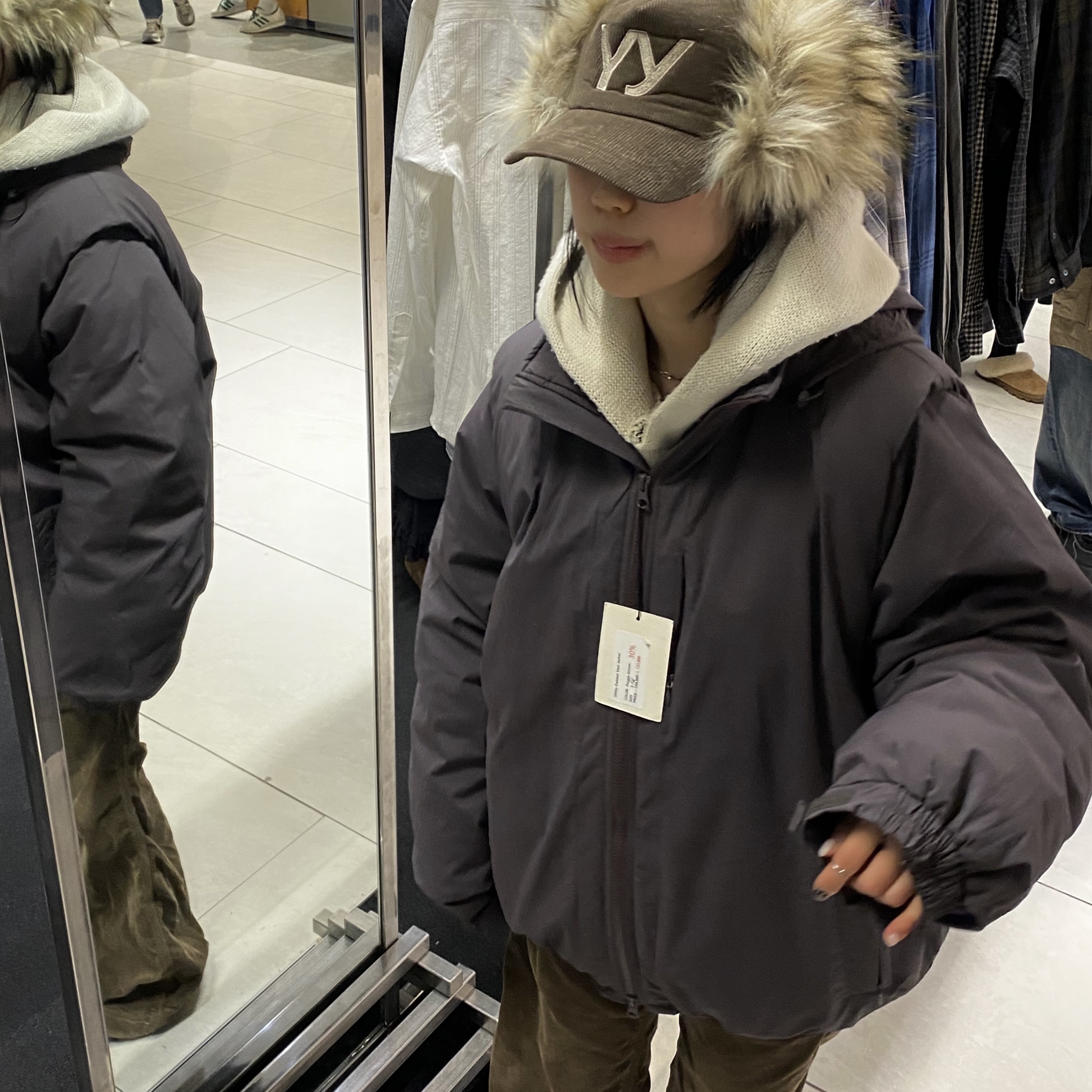 Open Yy Faux Fur Corduroy Earflap Cap Khaki 착용 스타일 - 3