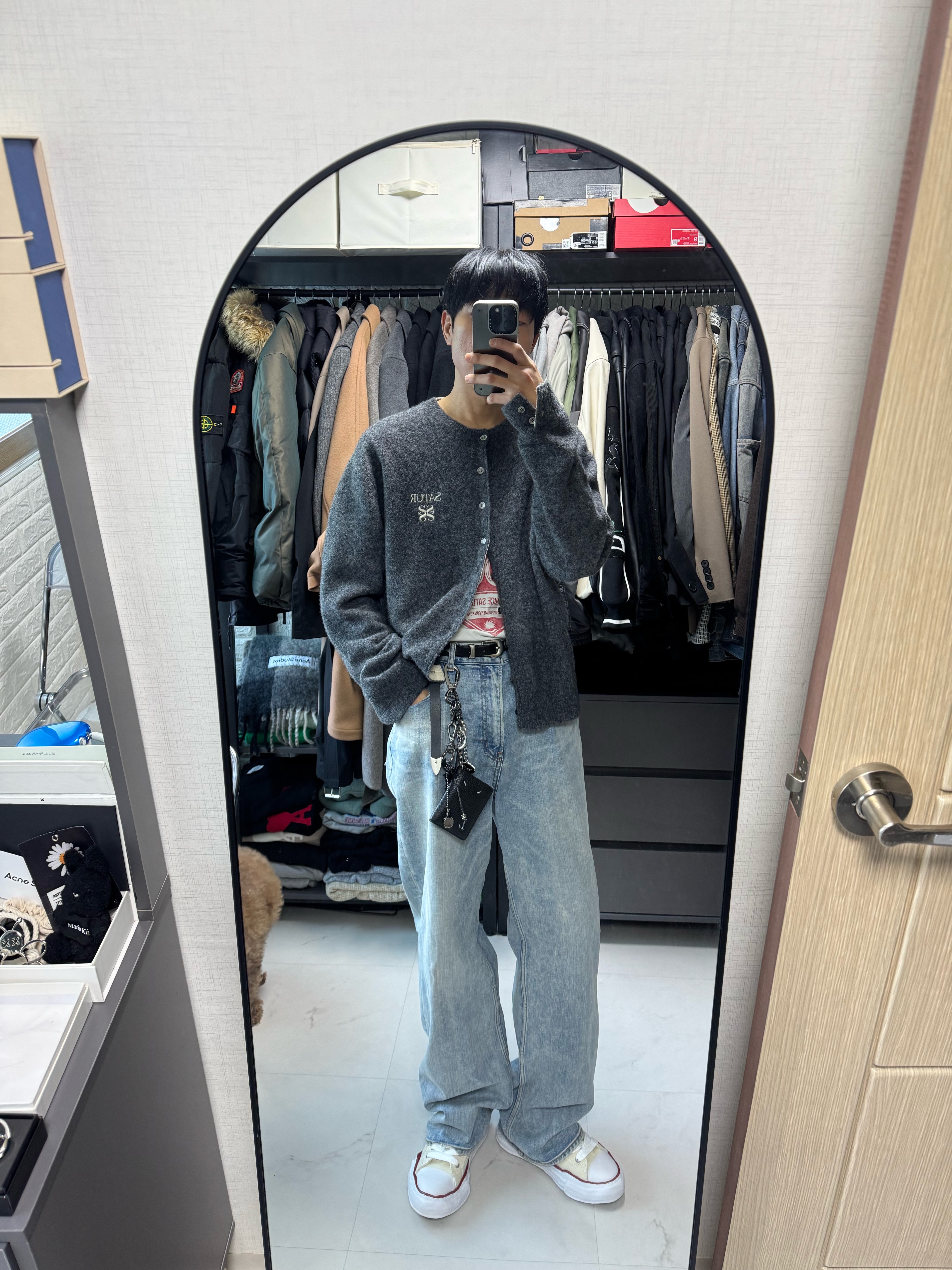 Acne Studios Mohair Check Muffler Grey Green Black, Maison Mihara Yasuhiro Peterson OG Sole Canvas Low-top Sneakers Natural 착용 스타일 - 2