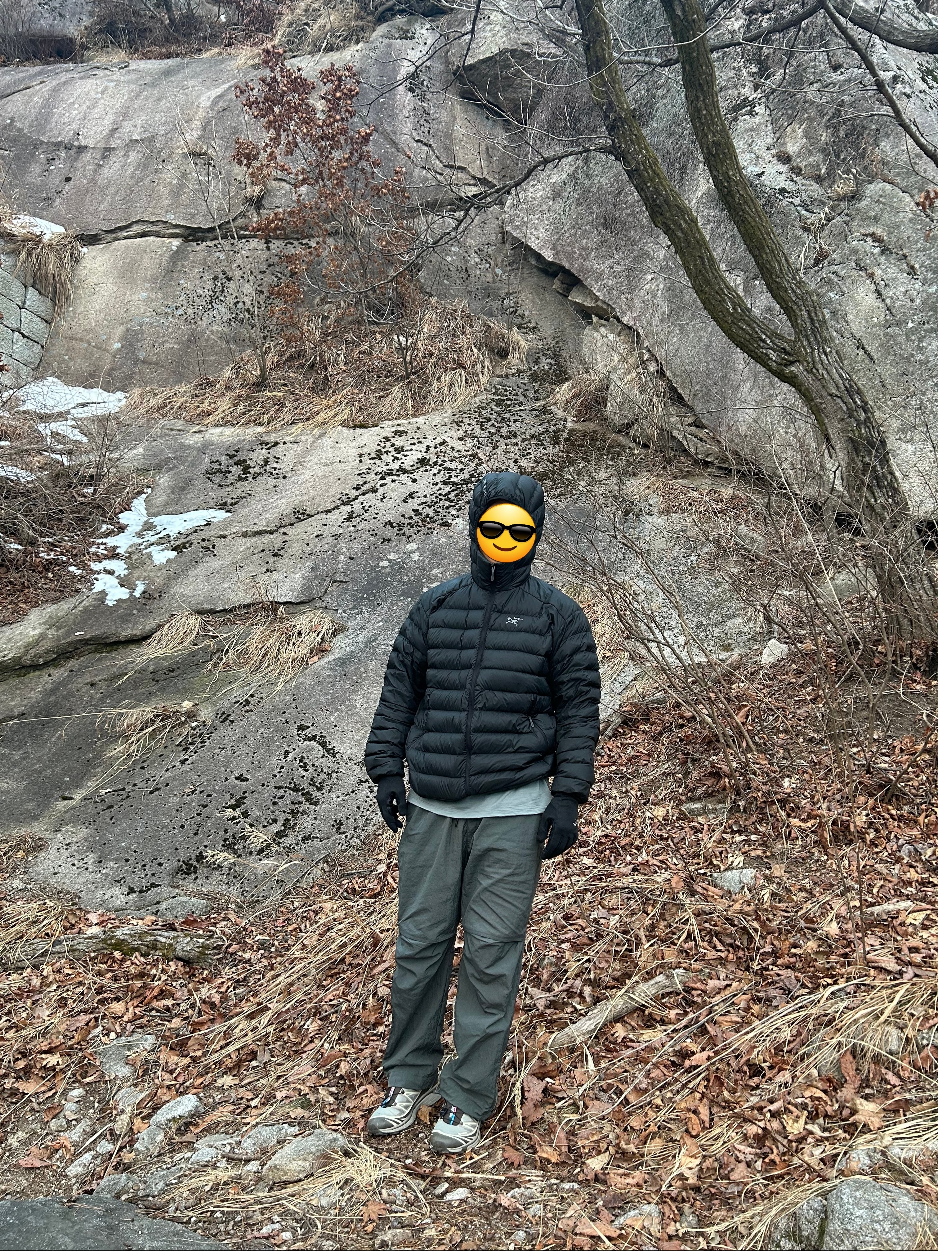 Salomon XT-6 Gore-Tex Vintage Khaki 착용 스타일