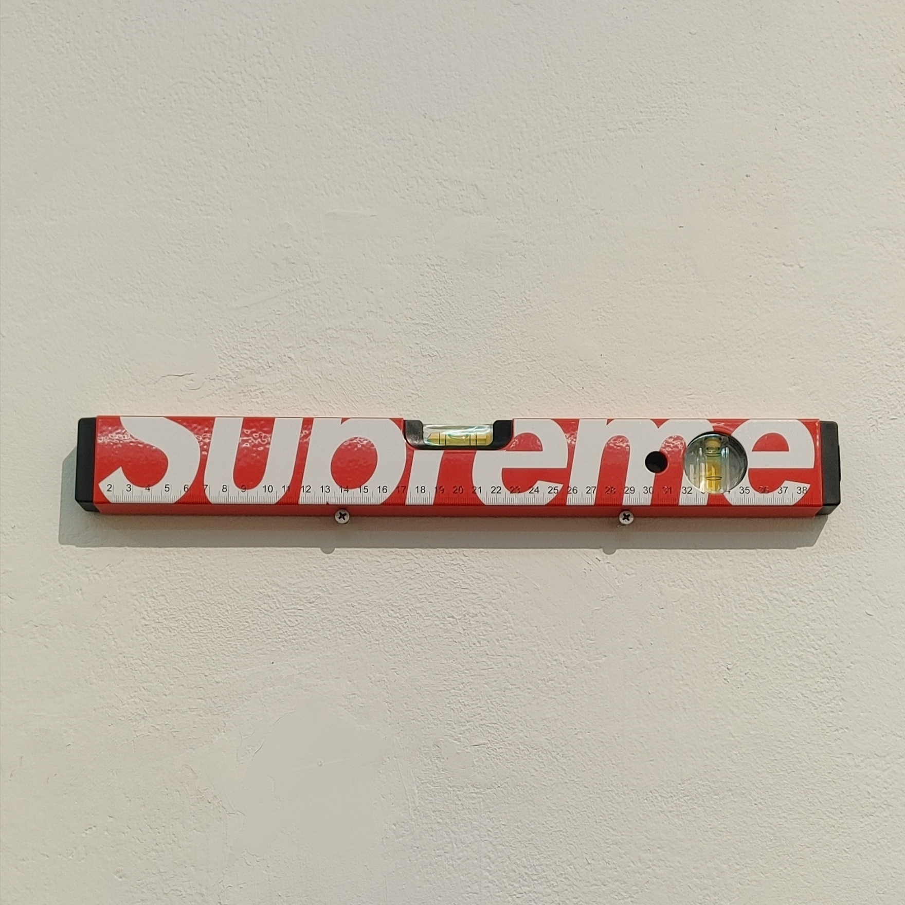 Supreme x Meterex Spirit Level Red - 24FW 착용 스타일