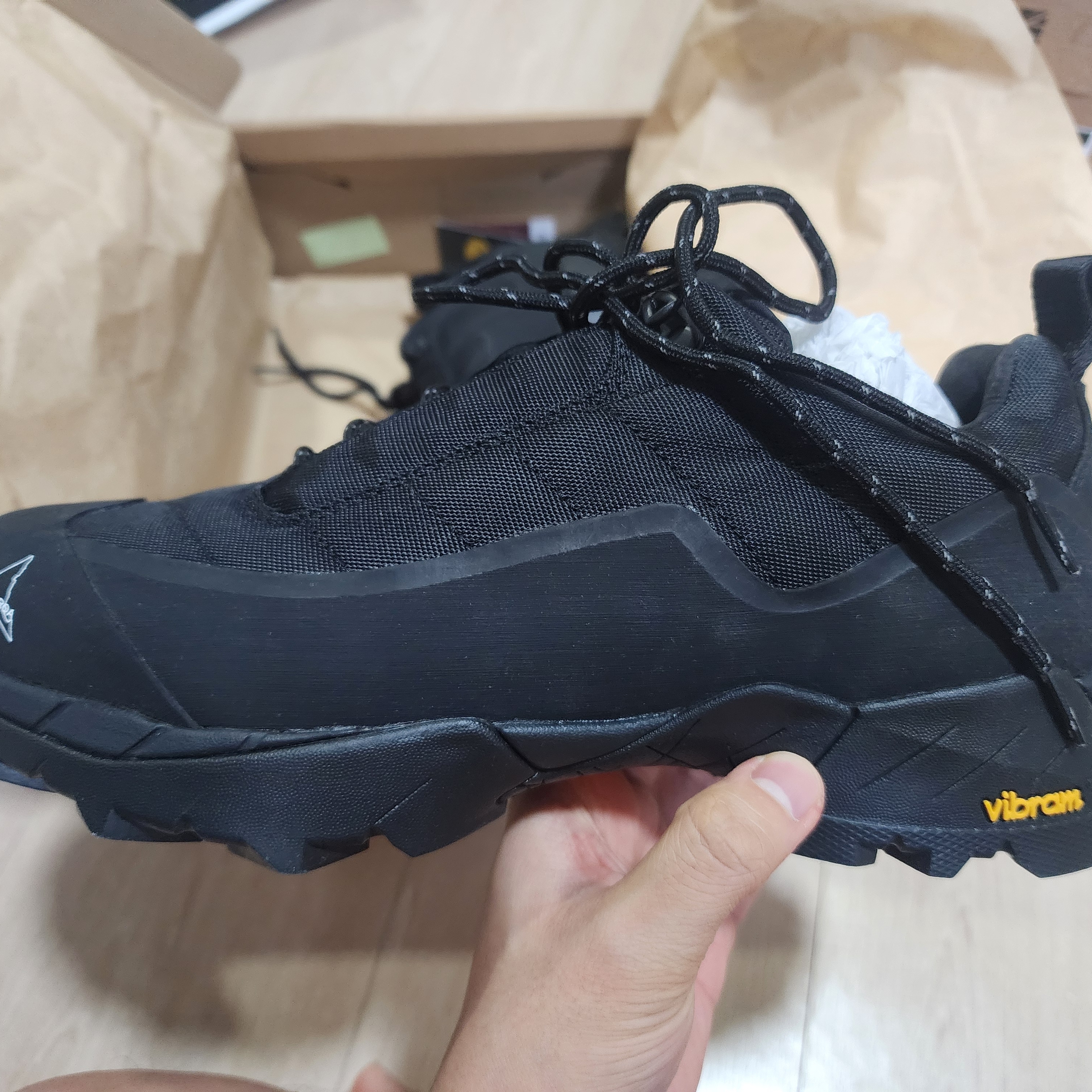 Roa Hiking Katharina Black 착용 스타일