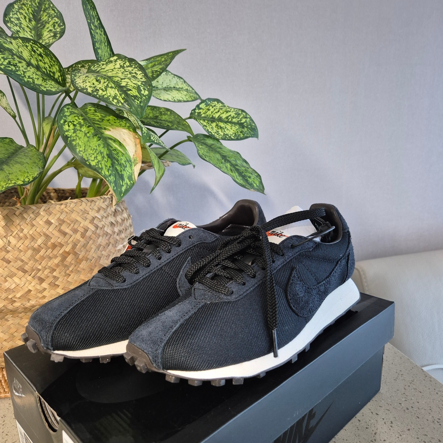 Nike LD-1000 Black and Velvet Brown 착용 스타일