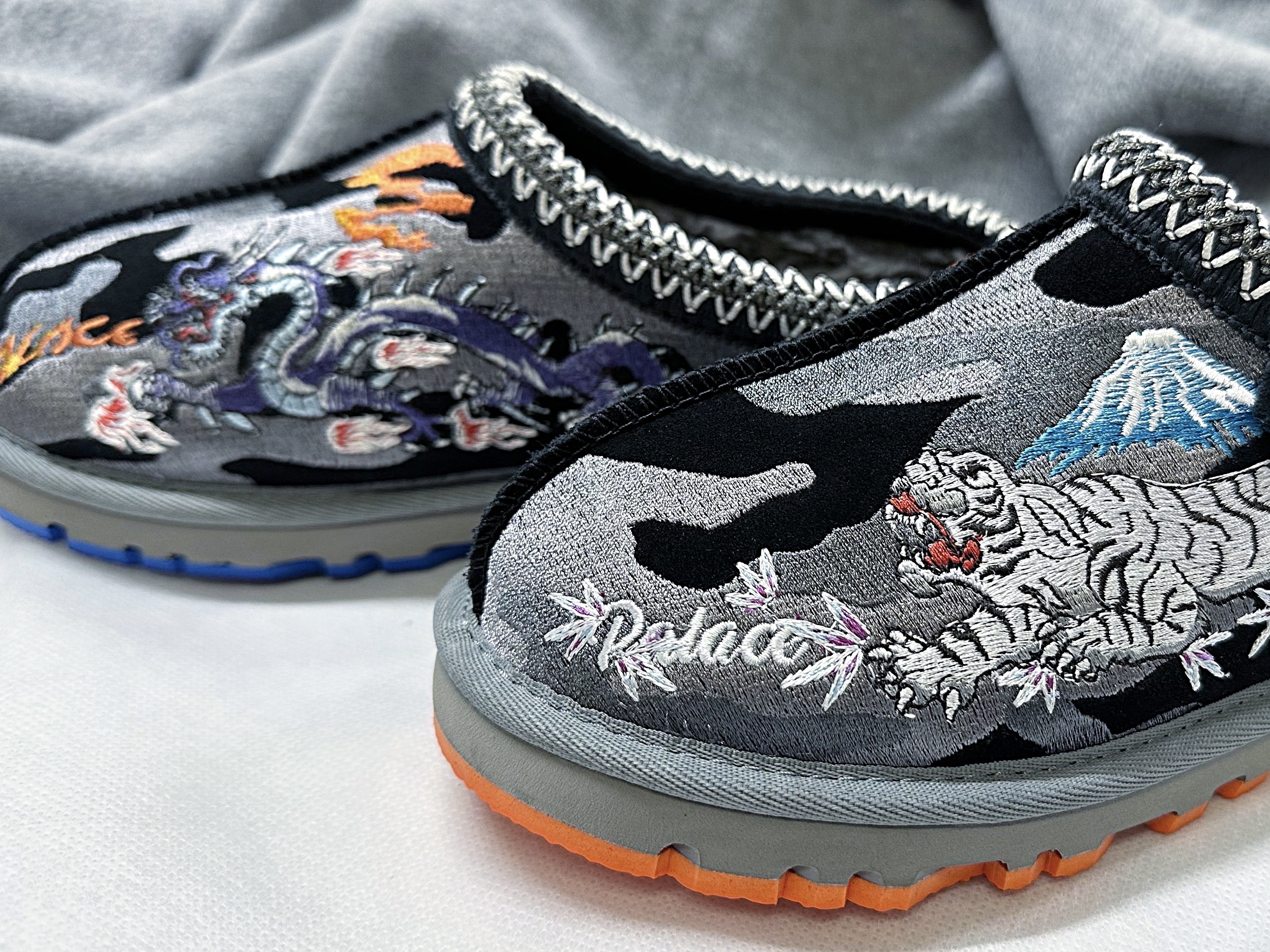 UGG x Palace Tasman Slipper Black Camo 착용 스타일