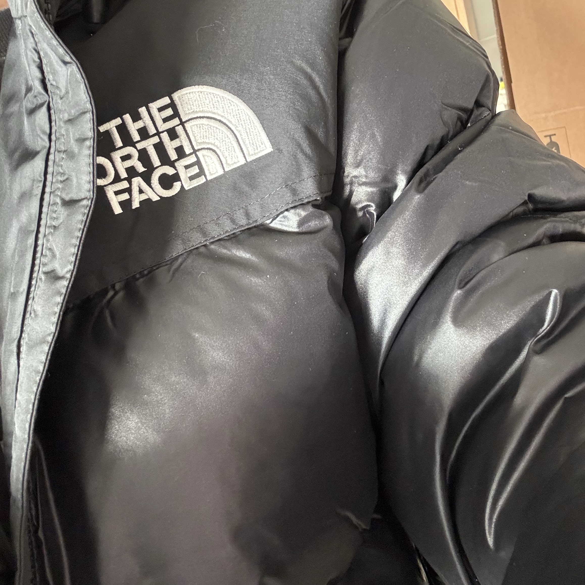 The North Face On Ball Jacket Black 착용 스타일