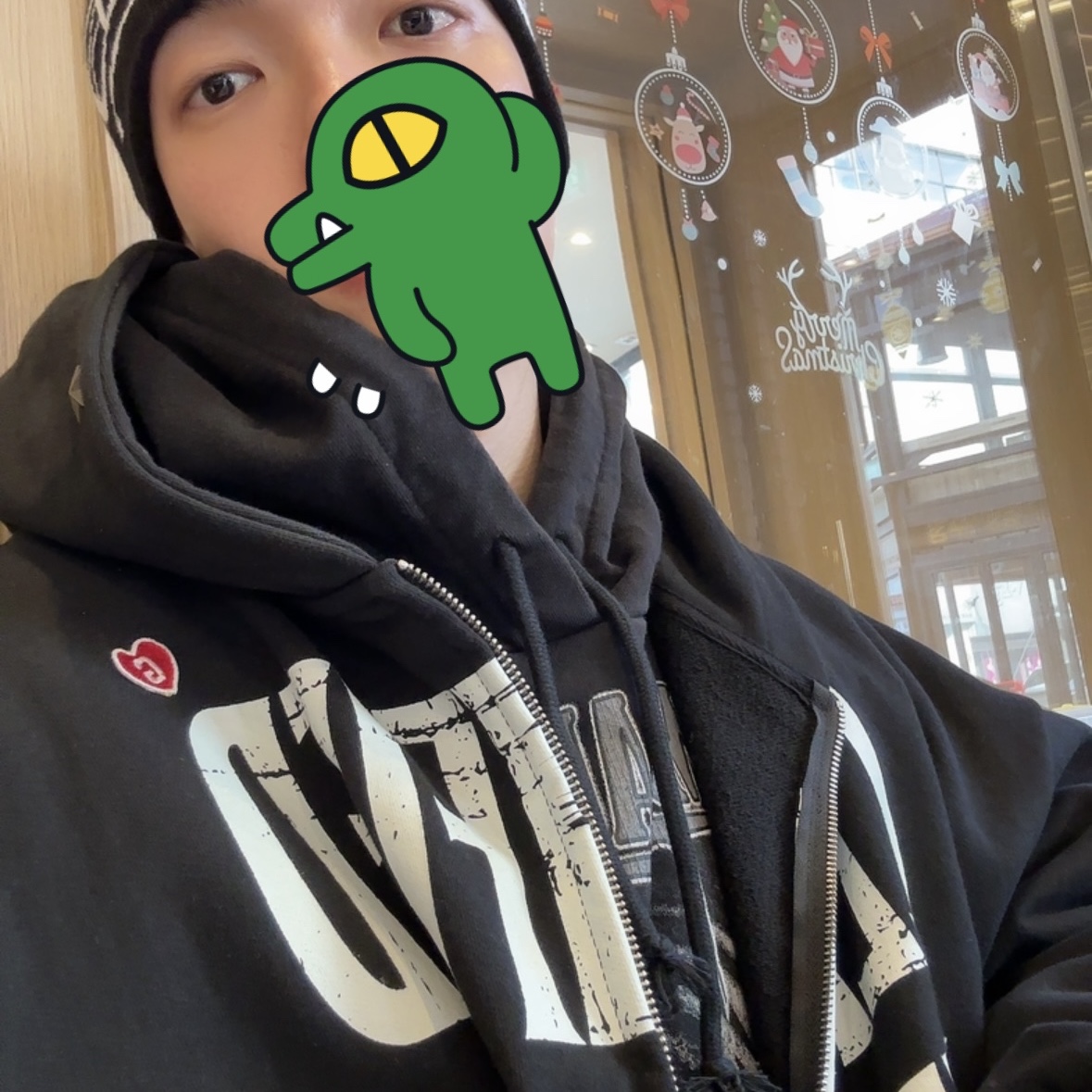 Grailz x ZICO Vintage Freak Zip Hoodie Black, Project G/R Mind Slaughter Vintage Washeed Hoodie Black 착용 스타일 - 3