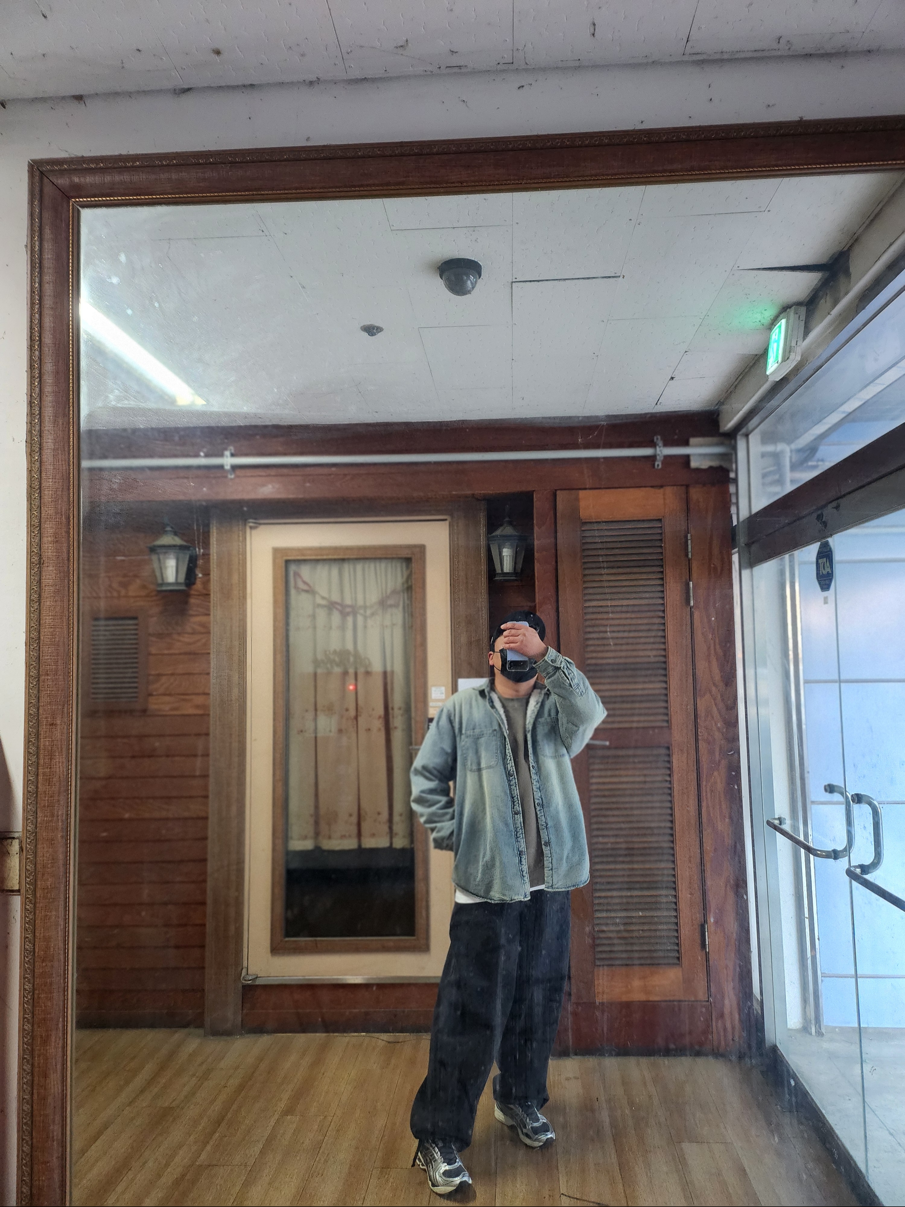 Supreme Faux Shearling Lined Work Shirt Washed Indigo Denim - 24FW, Asics Unlimited Gel-Kayano 14 Carrier Grey Black 착용 스타일