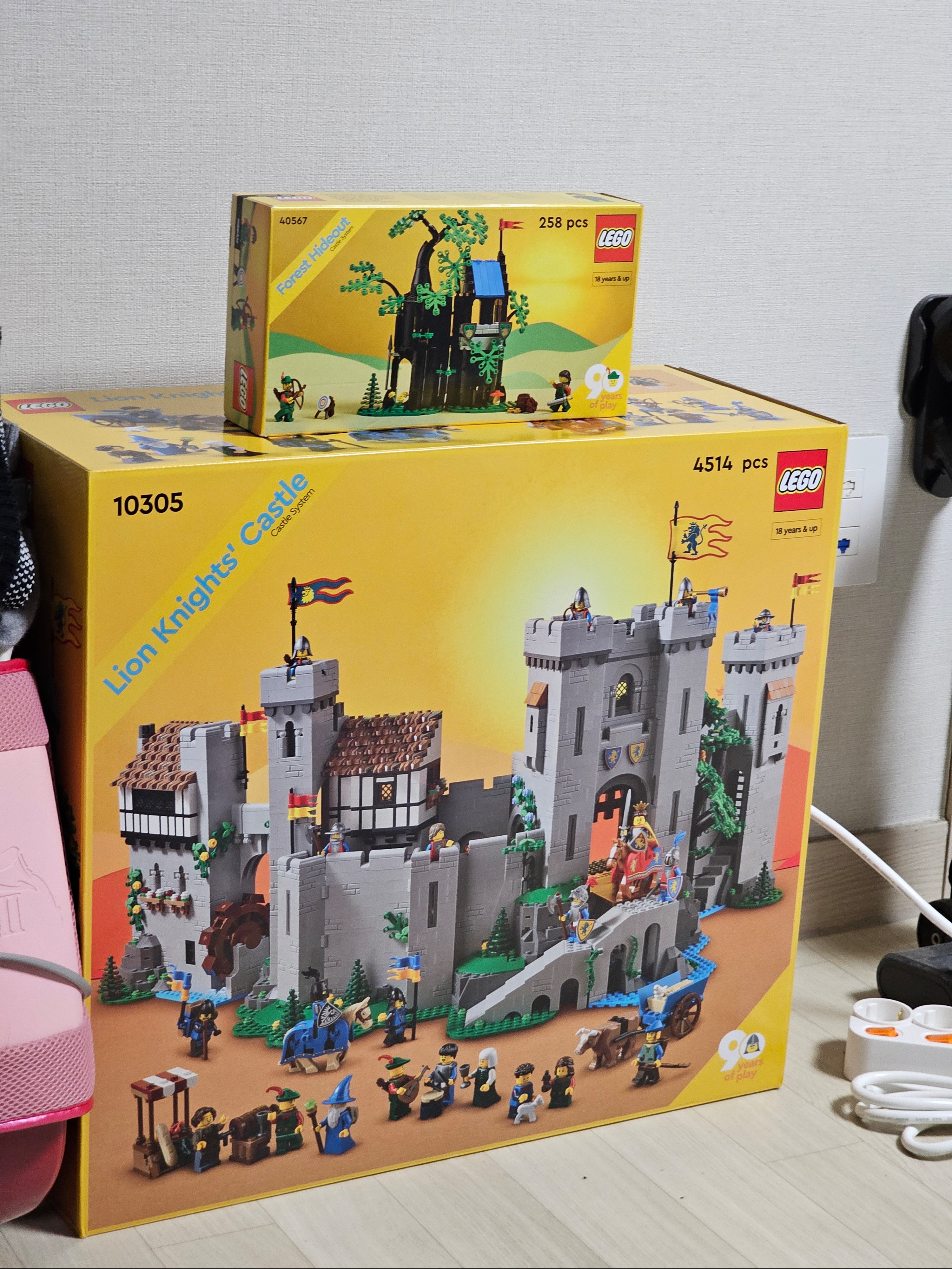 Lego Forest Hideout, Lego Lion Knights' Castle 착용 스타일