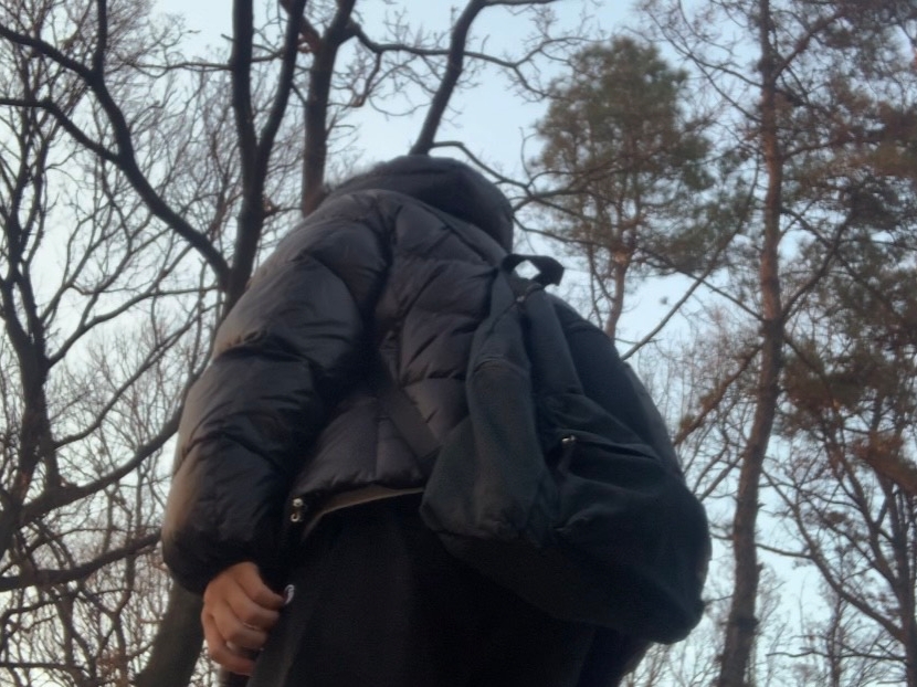 Thevinylhouse Hooded Duck Down Jacket Black 착용 스타일 - 1