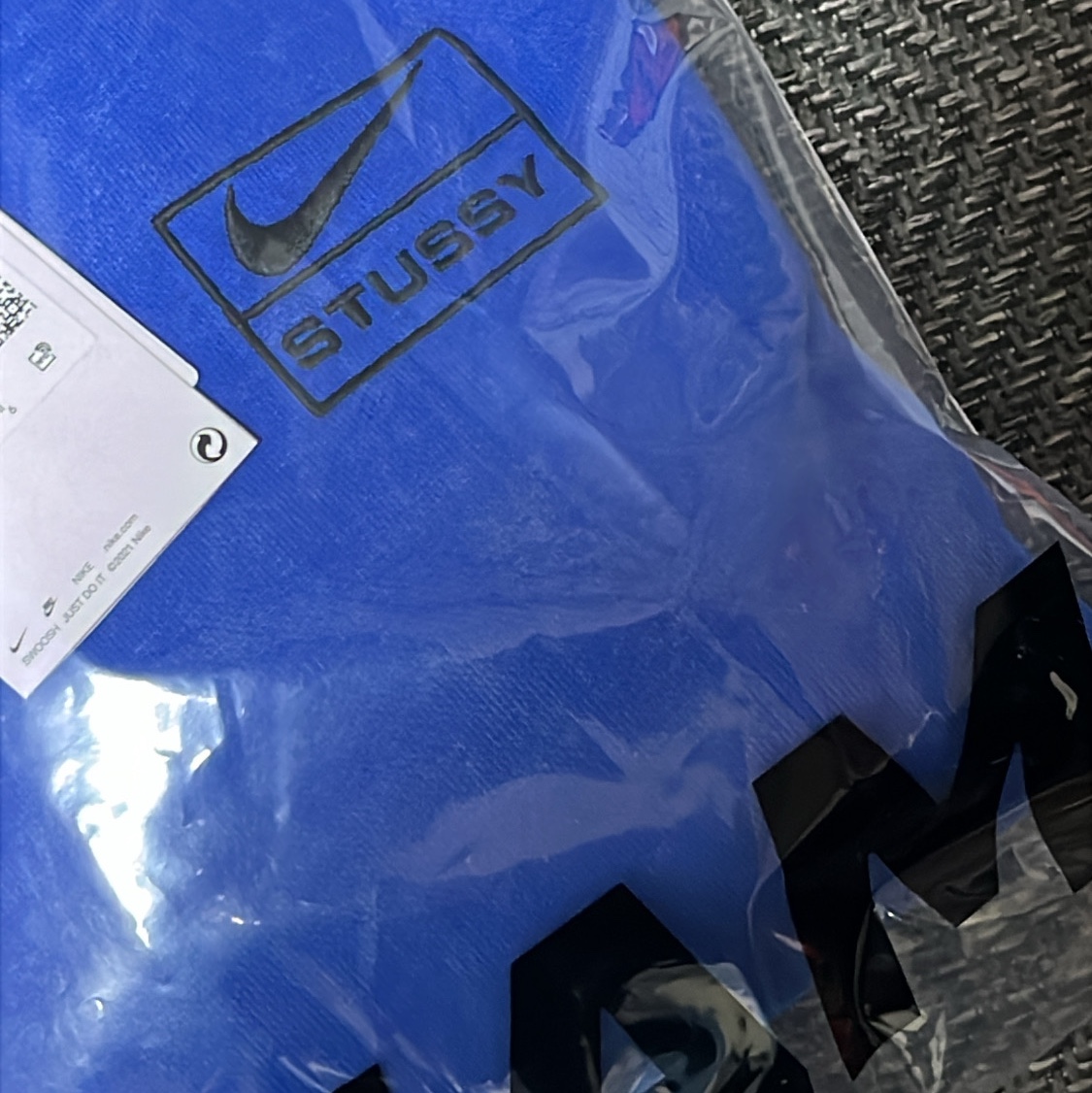 Nike x Stussy NRG Acid Washed Crewneck Game Royal (DR4024-480) 착용 스타일 - 1