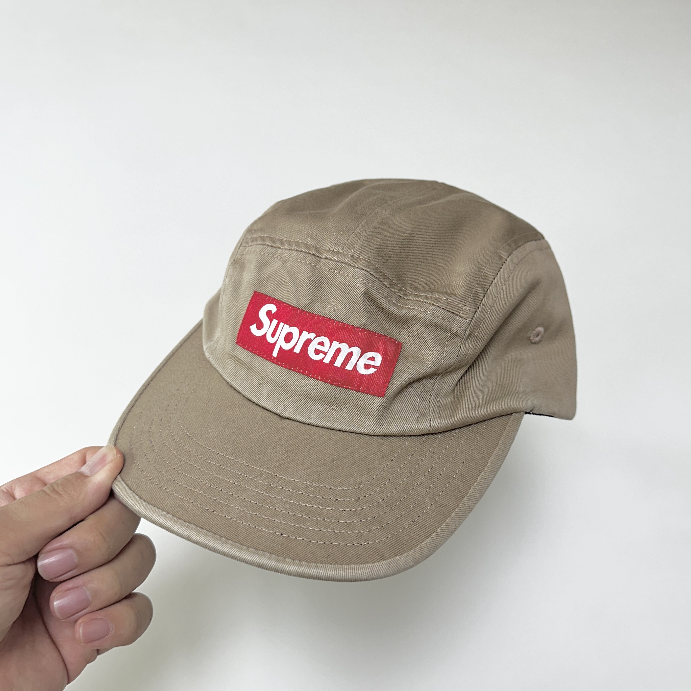 Supreme Washed Chino Twill Camp Cap Tan - 24FW 착용 스타일 - 3